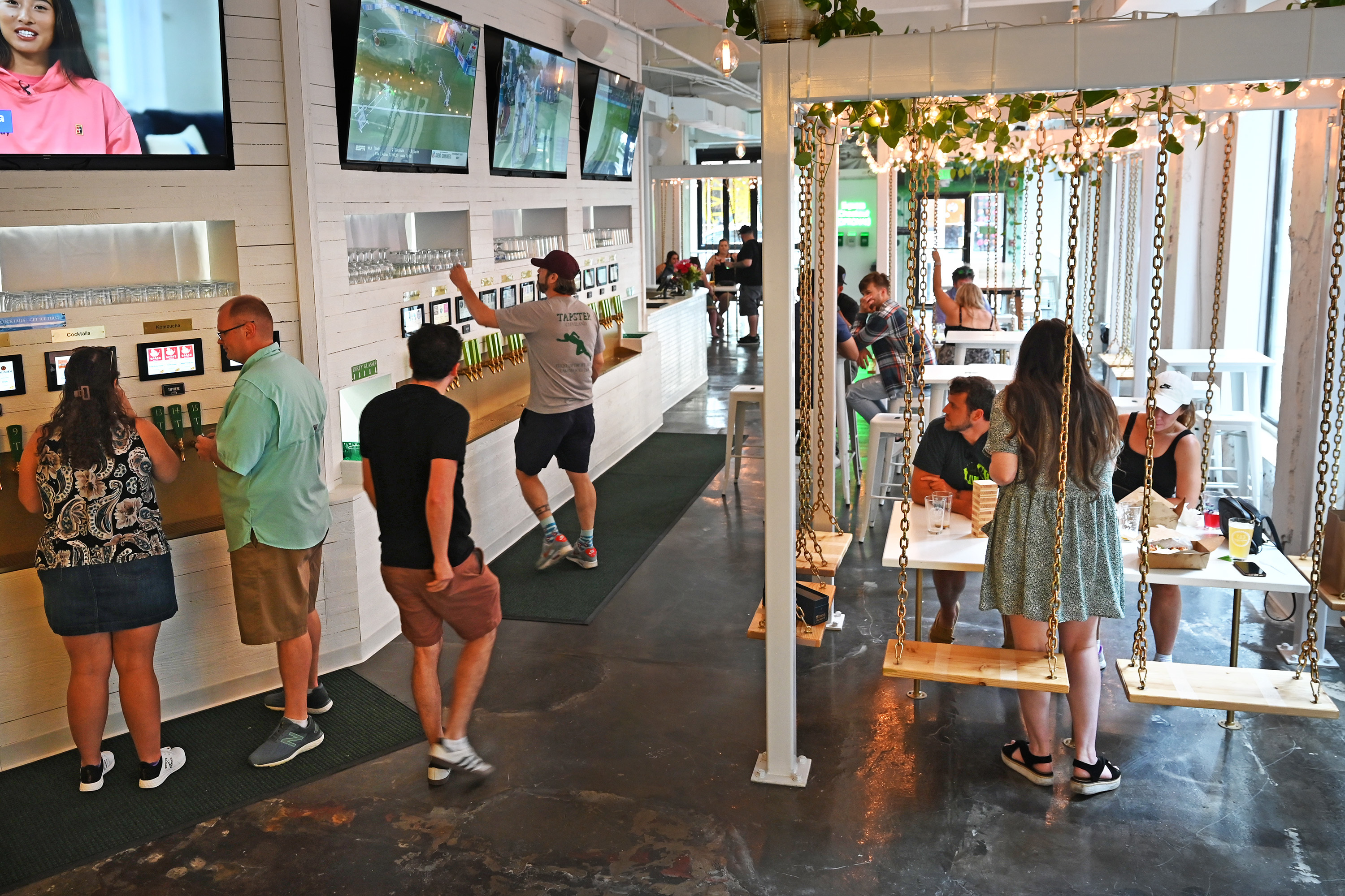 Tapster opens in Philly with 54 self-service taps for beer, wine, cocktails