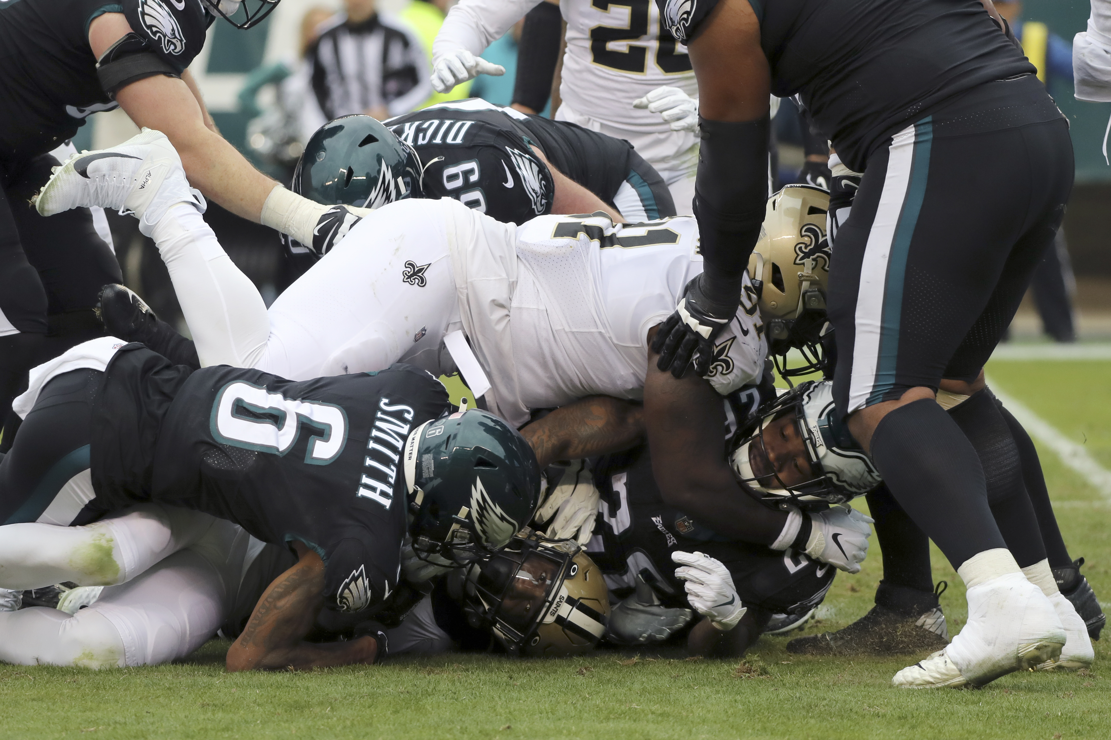 Jalen Hurts runs for 3 scores, Eagles beat Saints 40-29 - Seattle Sports