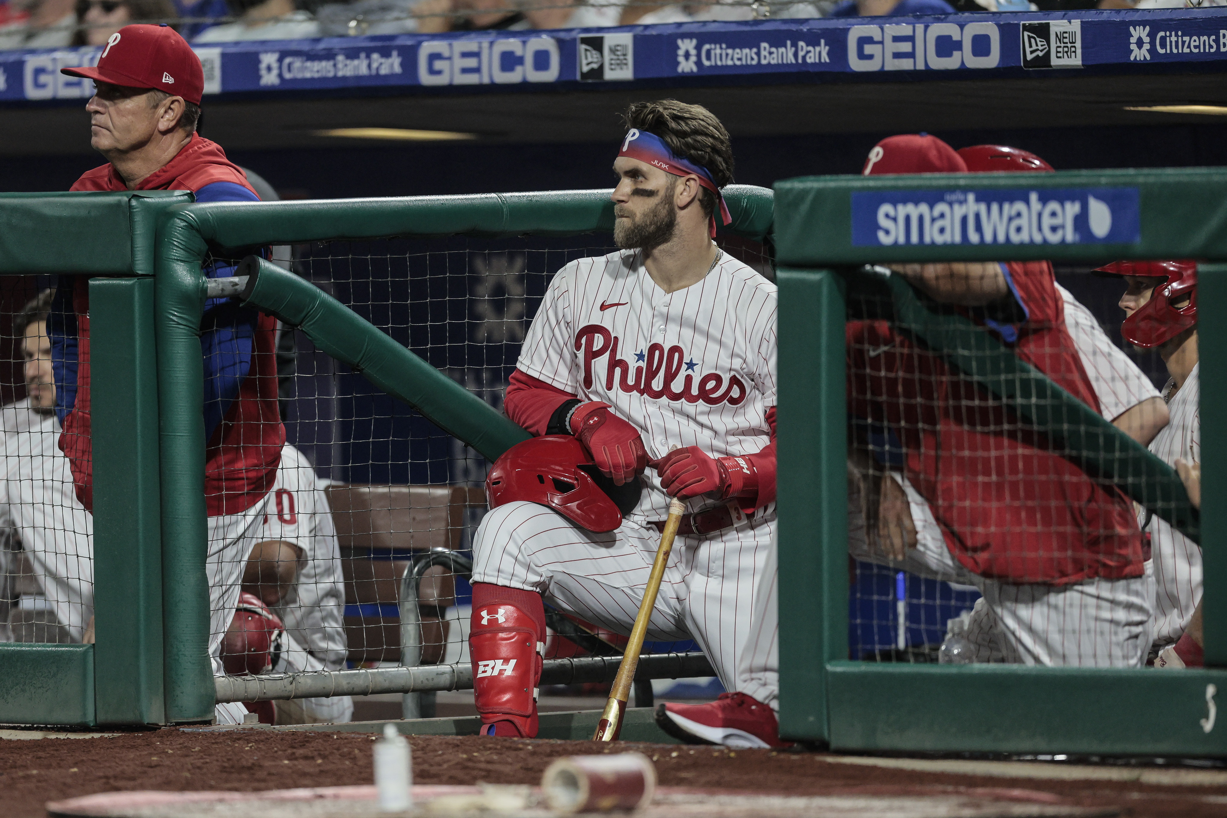 Phillies reverse September curse in tight 3-2 win against Marlins