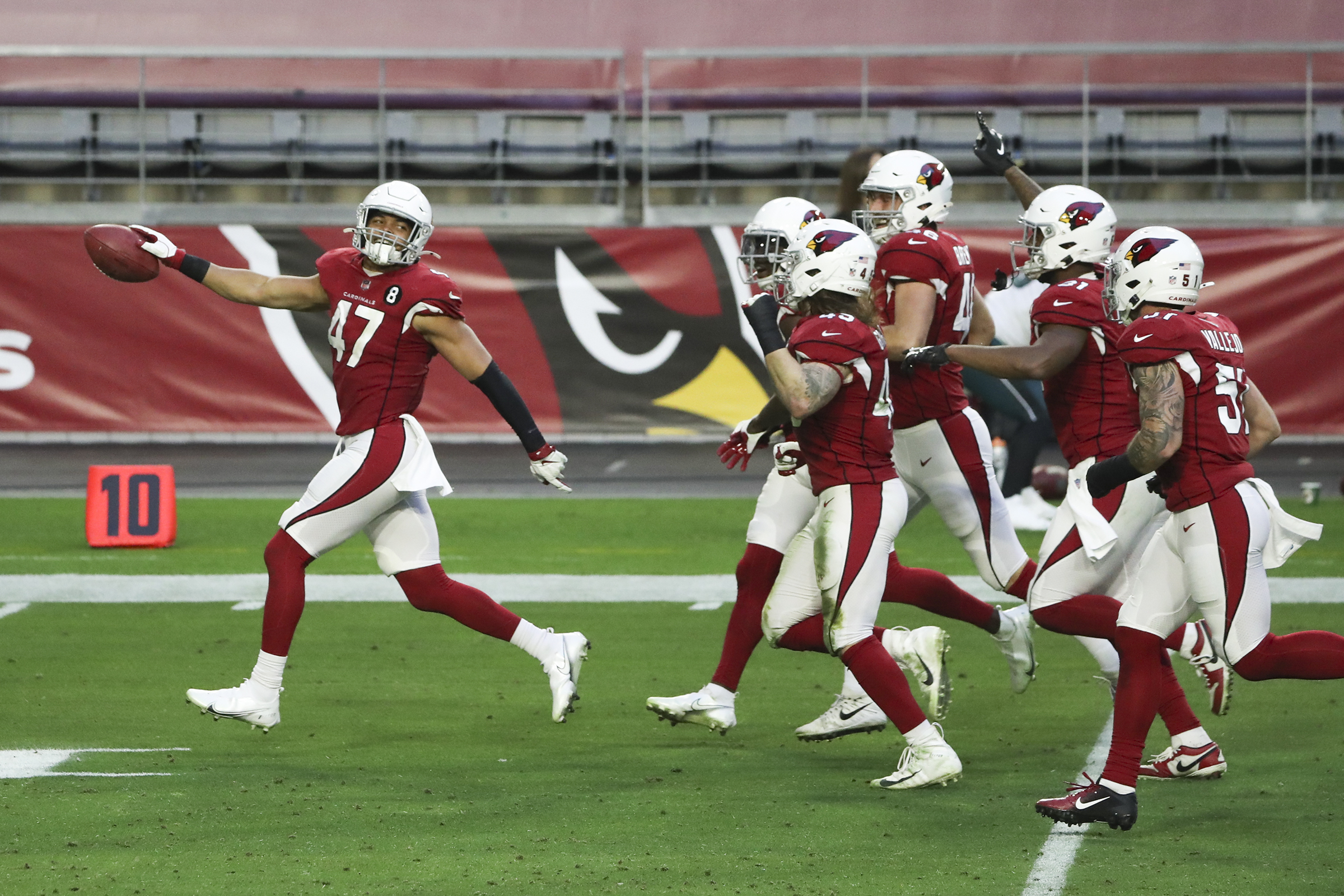 Look good, feel good, play good': Cardinals unveil new uniforms for the  first time since 2005 - The Gila Herald