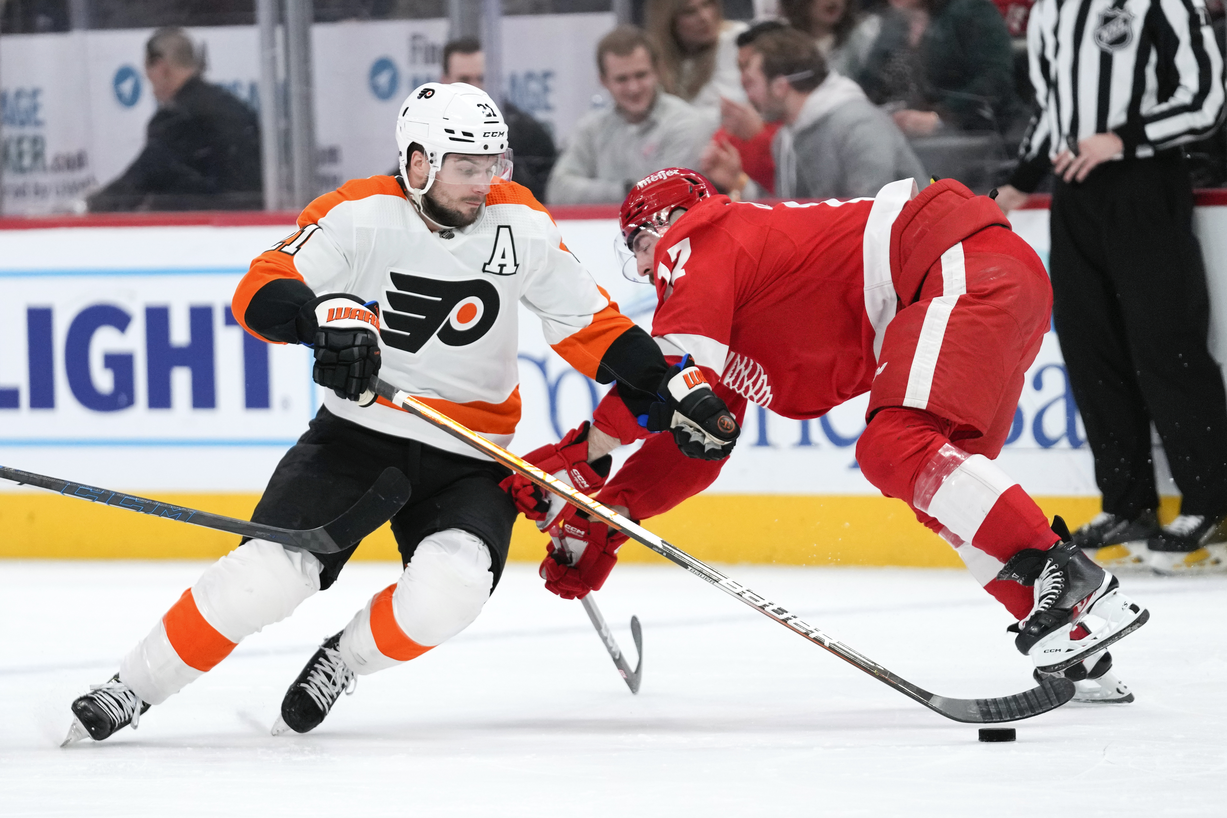 Flyers vs. Red Wings: John Tortorella's team picks up win after NHL