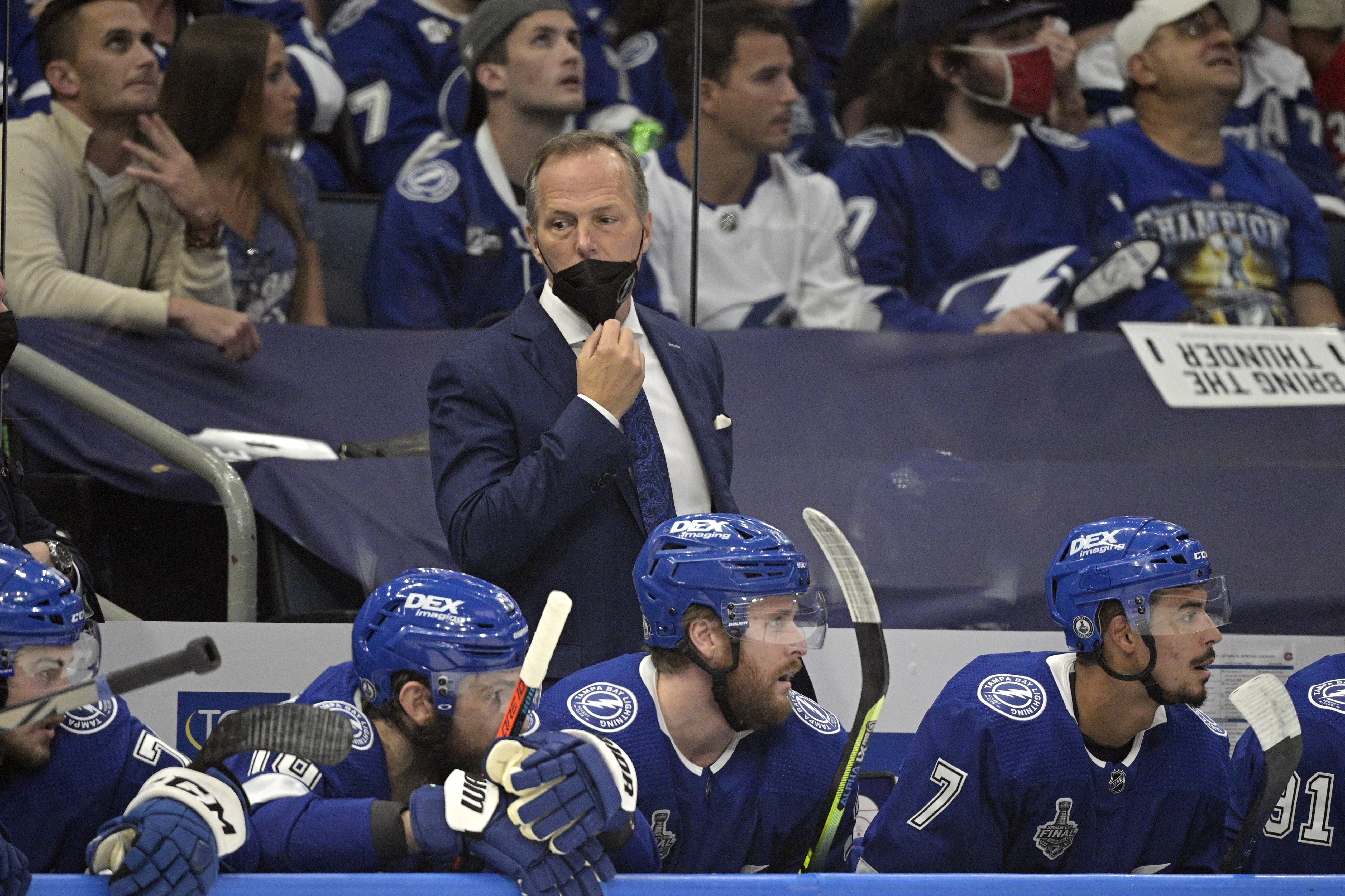 Lightning strikes twice: Tampa Bay repeats as cup champion - CGTN