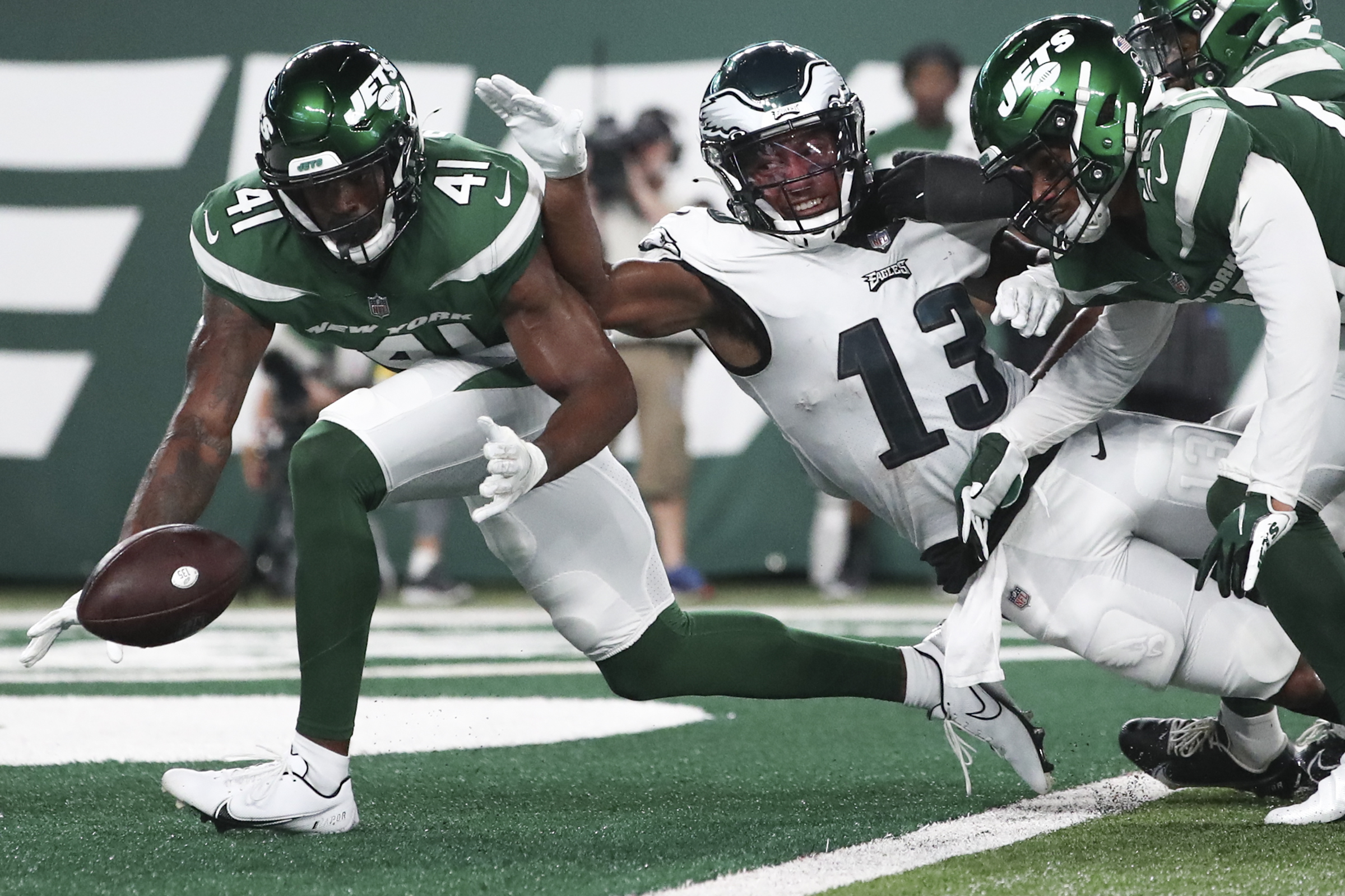 Eagles-Jets instant analysis: Offensive depth chart clarity, J.J. Arcega- Whiteside stock rising before cutdown day?