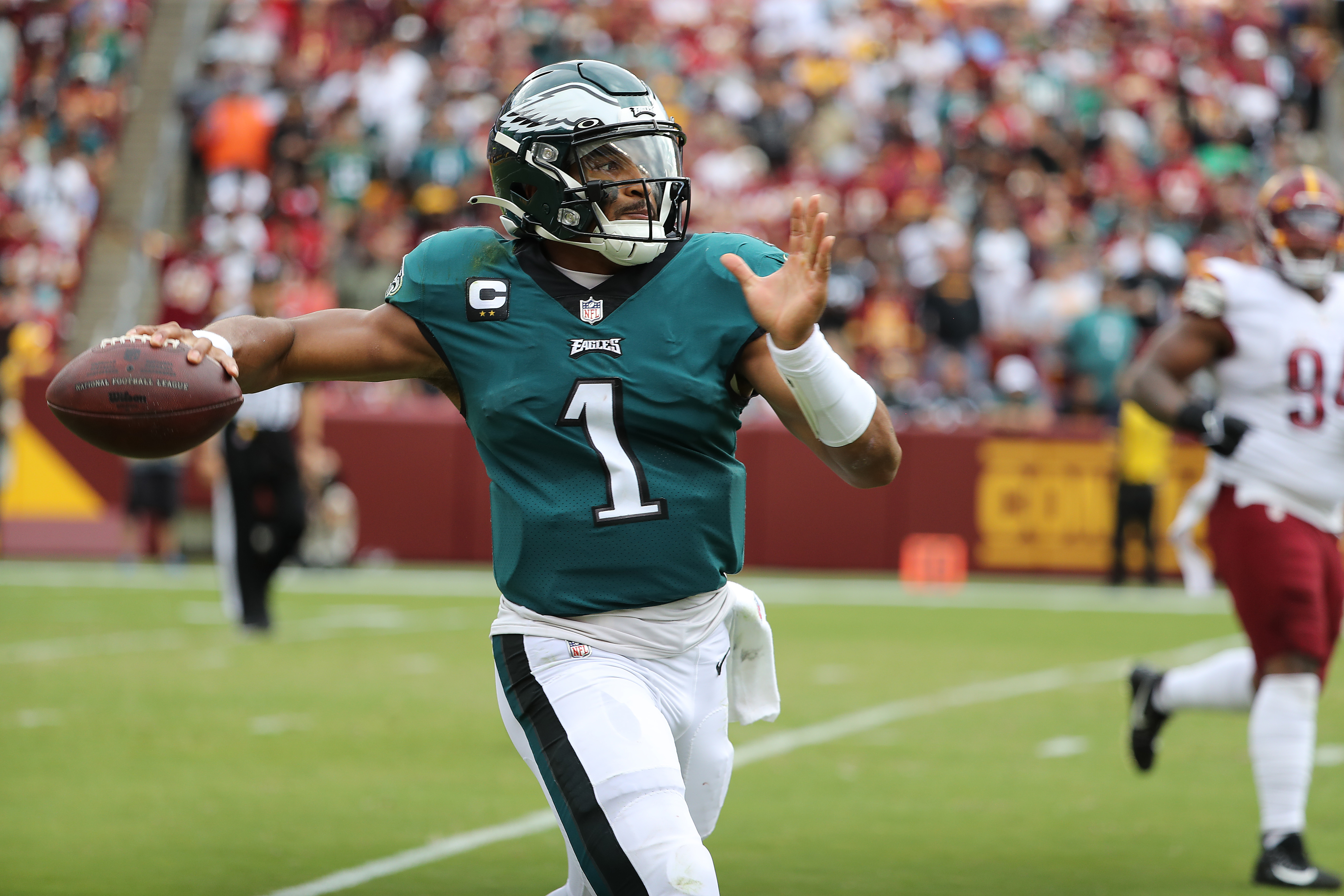 Eagles OC talks playing style of Jalen Hurts after contract extension