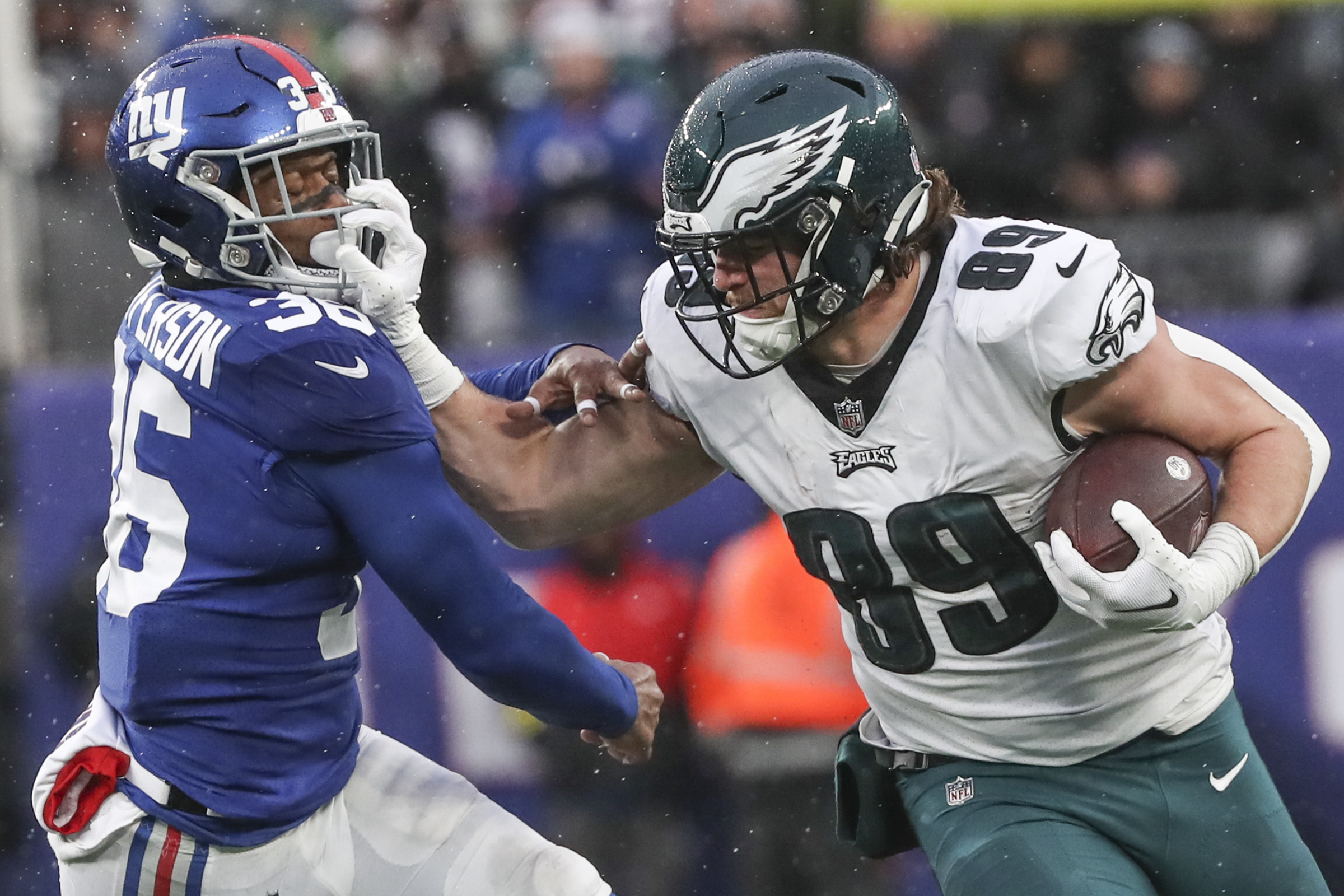 Eagles tight end Dallas Goedert expected to miss significant time with  shoulder injury