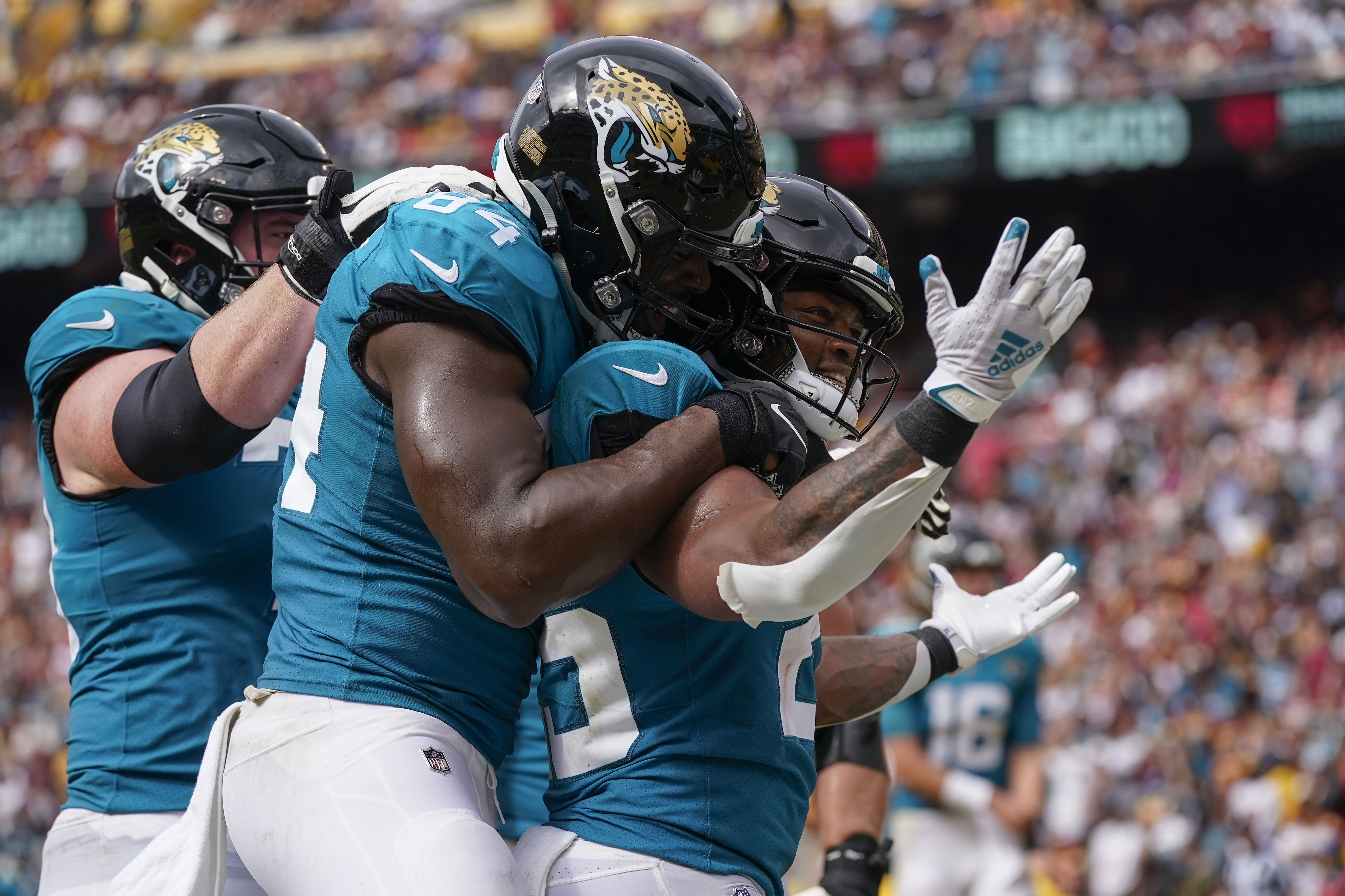 Philadelphia Eagles 24-18 Jacksonville Jaguars: Carson Wentz throws three  touchdowns in win, NFL News