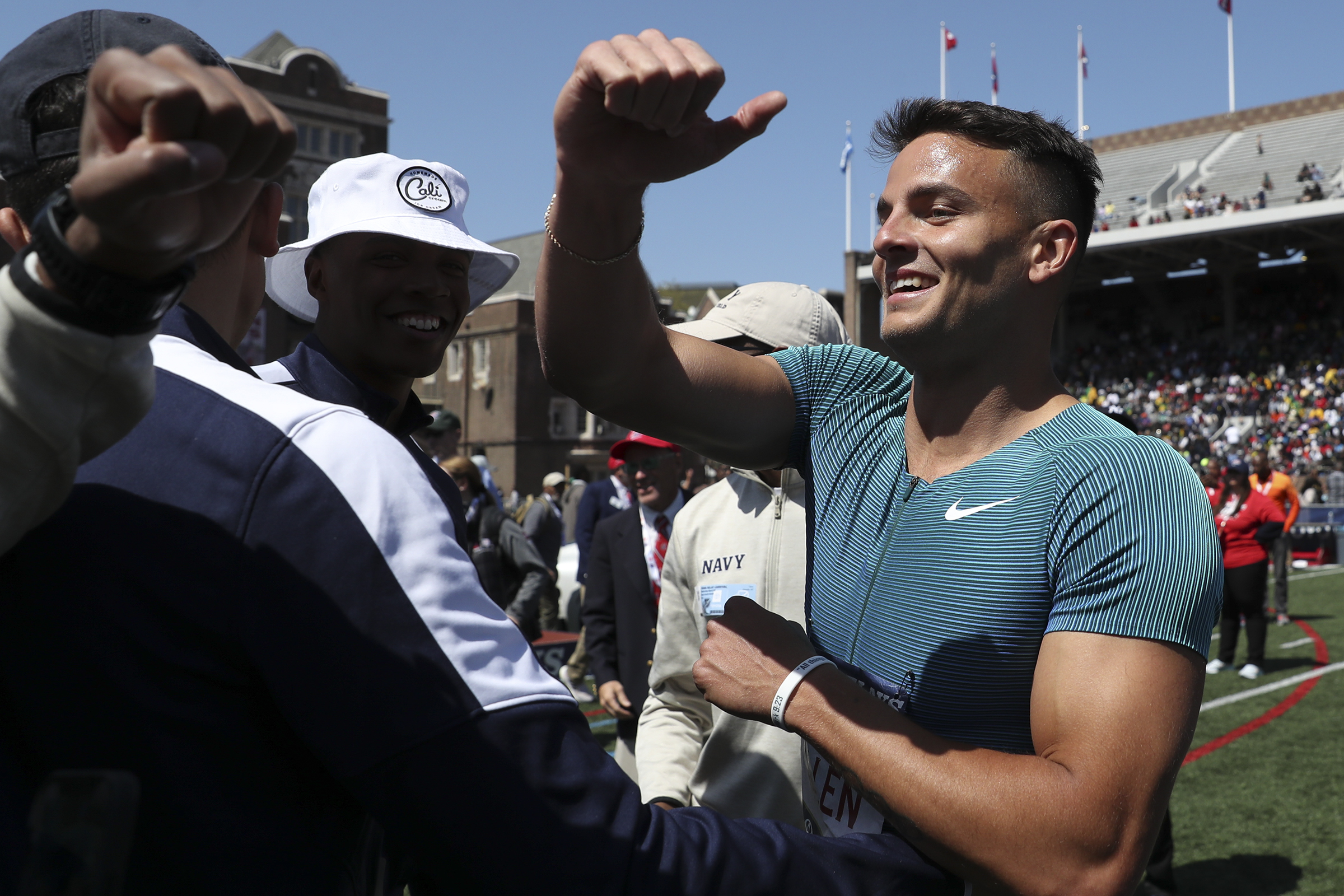 Olympic track star, Philadelphia Eagles' wide receiver Devon Allen sets  record in hurdles at Penn Relays