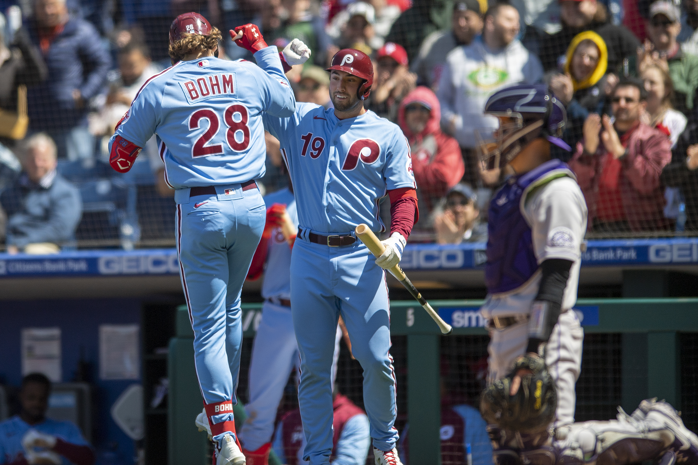 Zack Wheeler dominates Rockies as Phillies sweep