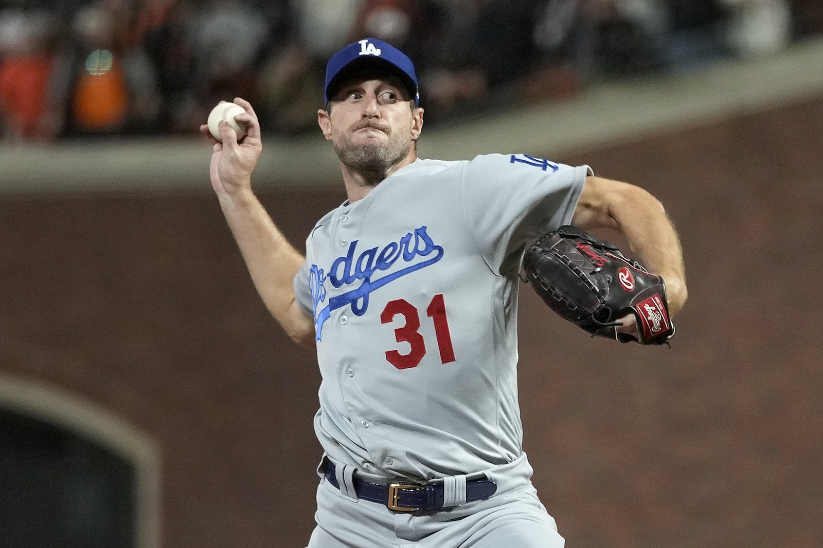 LEADING OFF: Dodgers' Scherzer faces familiar Mets lineup