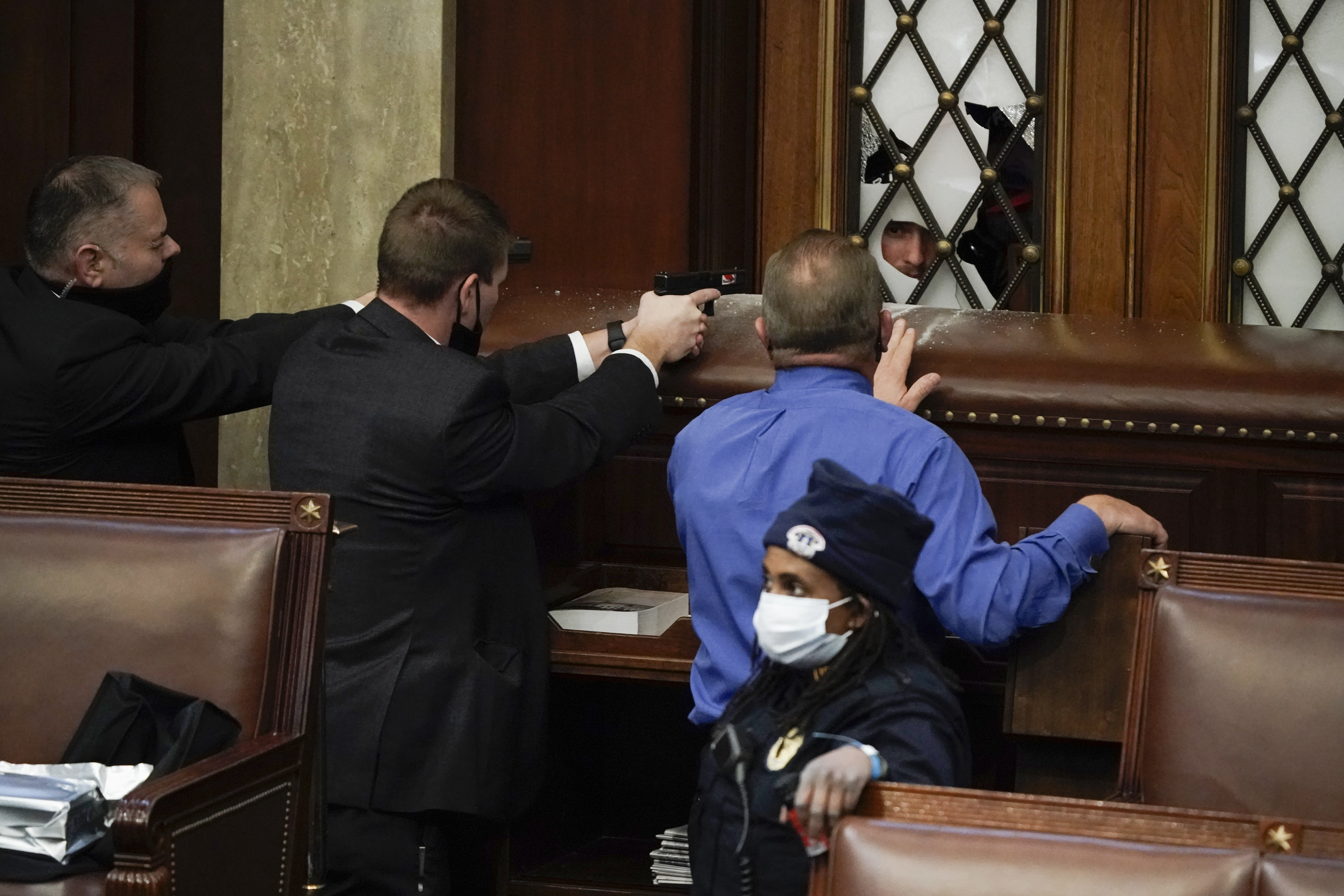 Capitol Police Chief Steven Sund To Resign After Pro Trump Mob S Insurrection Riot In Washington