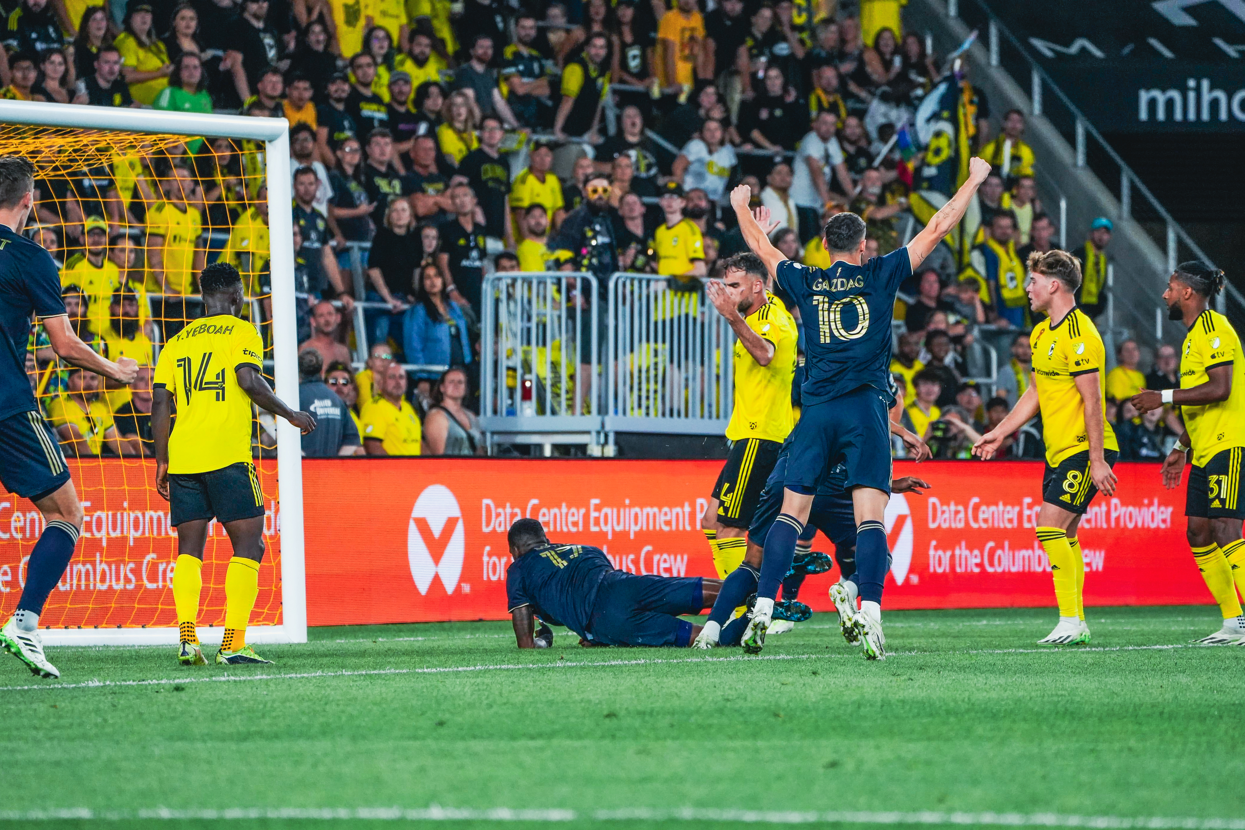 COLUMBUS, OH - JUNE 03: Columbus Crew forward Cucho Hernandez (9