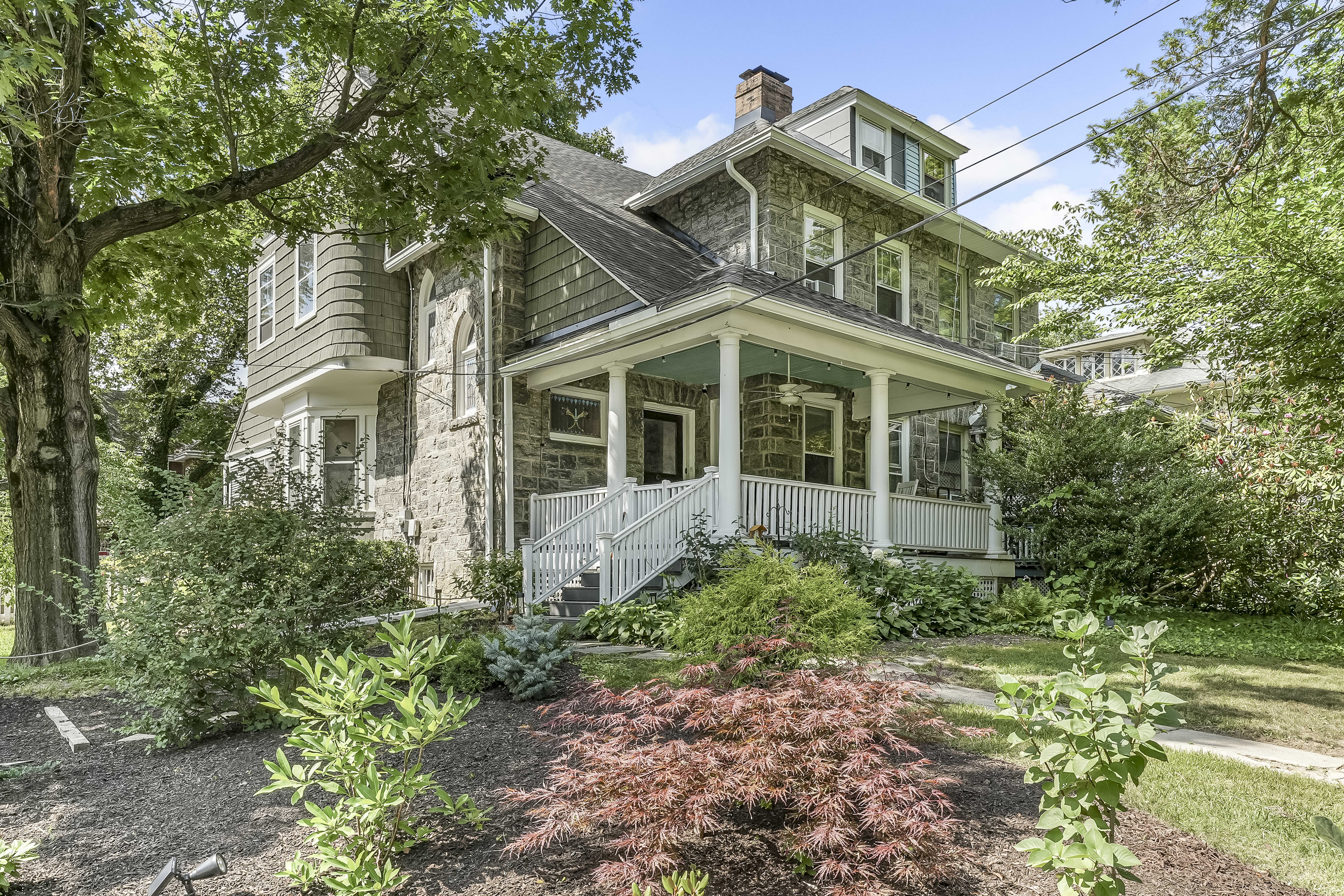 Homebuyers can find properties for 0,000 in Fishtown, Moorestown, and Lansdowne.