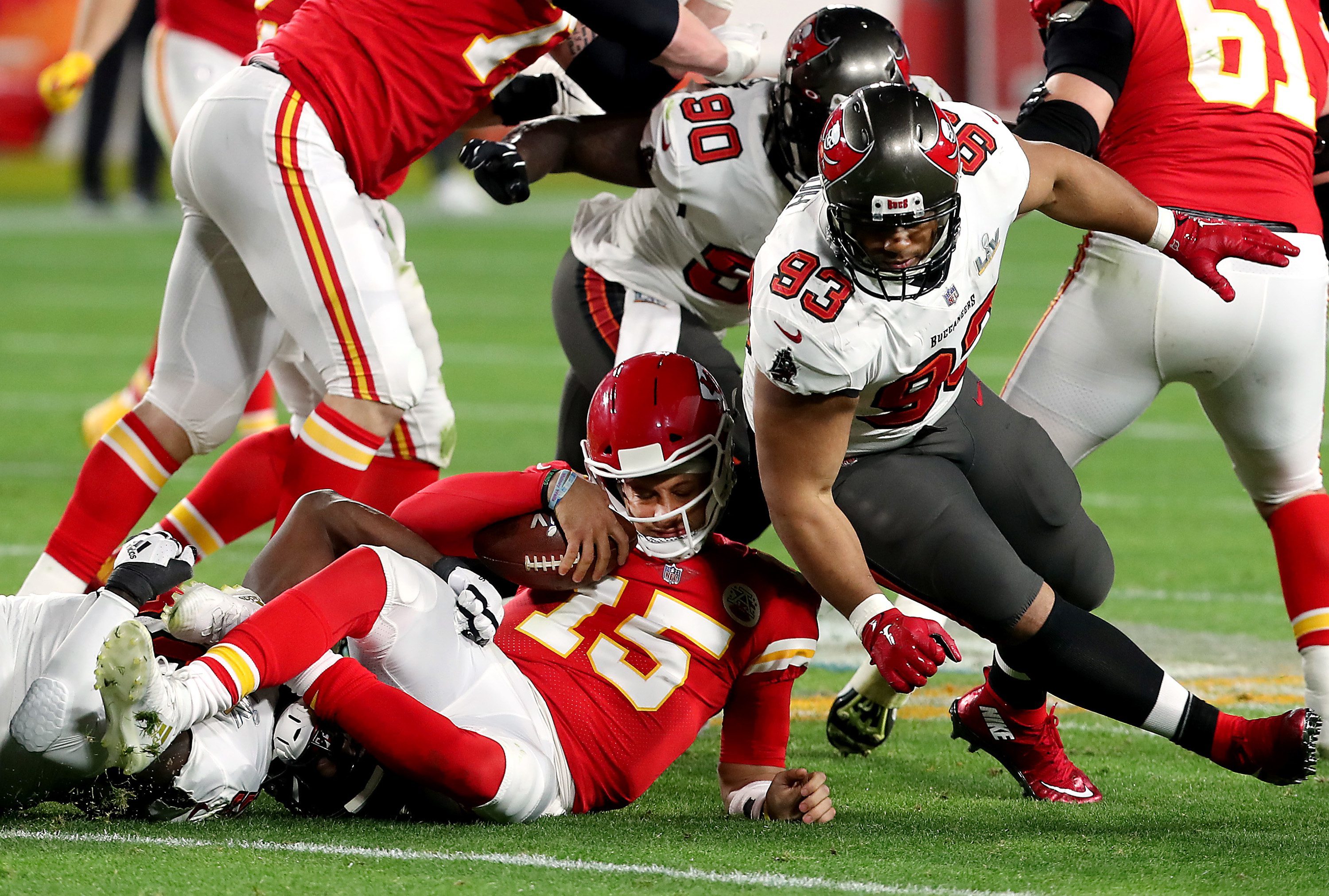 Super Bowl 2021: Bruce Arians drenched in BLUE Gatorade after thumping win  over Chiefs