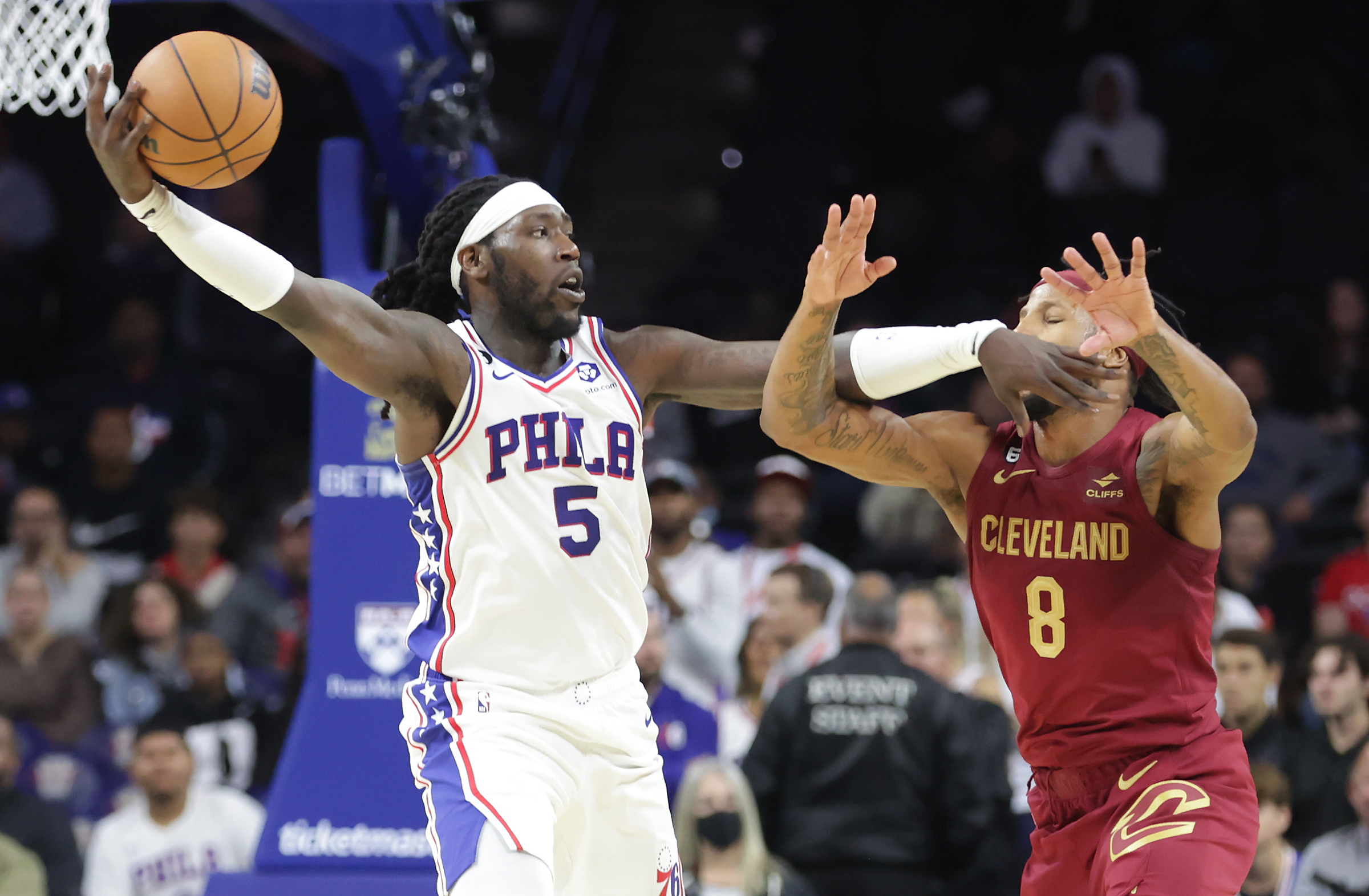 Sixers to bring back center Montrezl Harrell on one-year deal