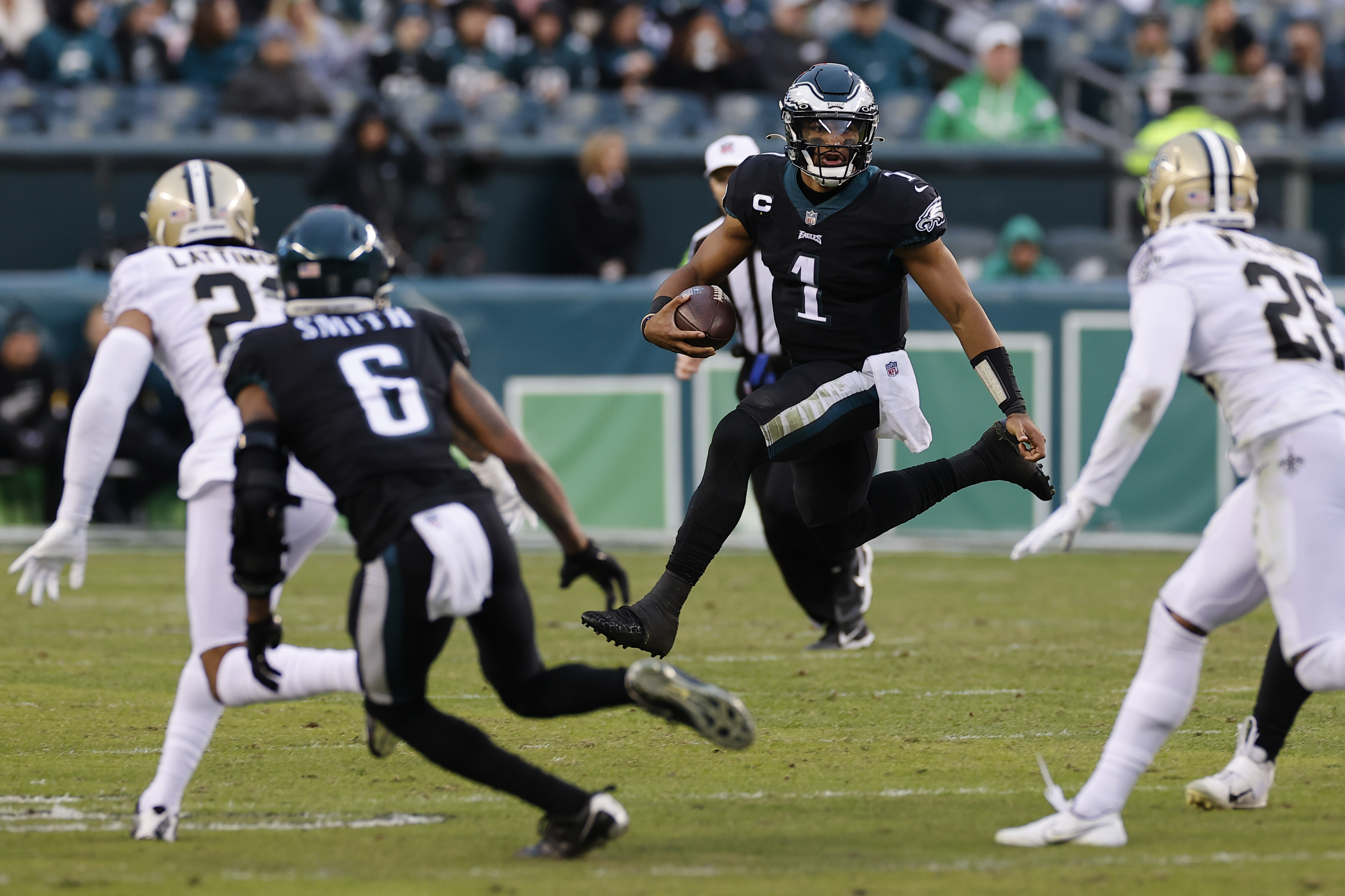 Philadelphia Eagles beat New Orleans Saints. NFL is mediocre