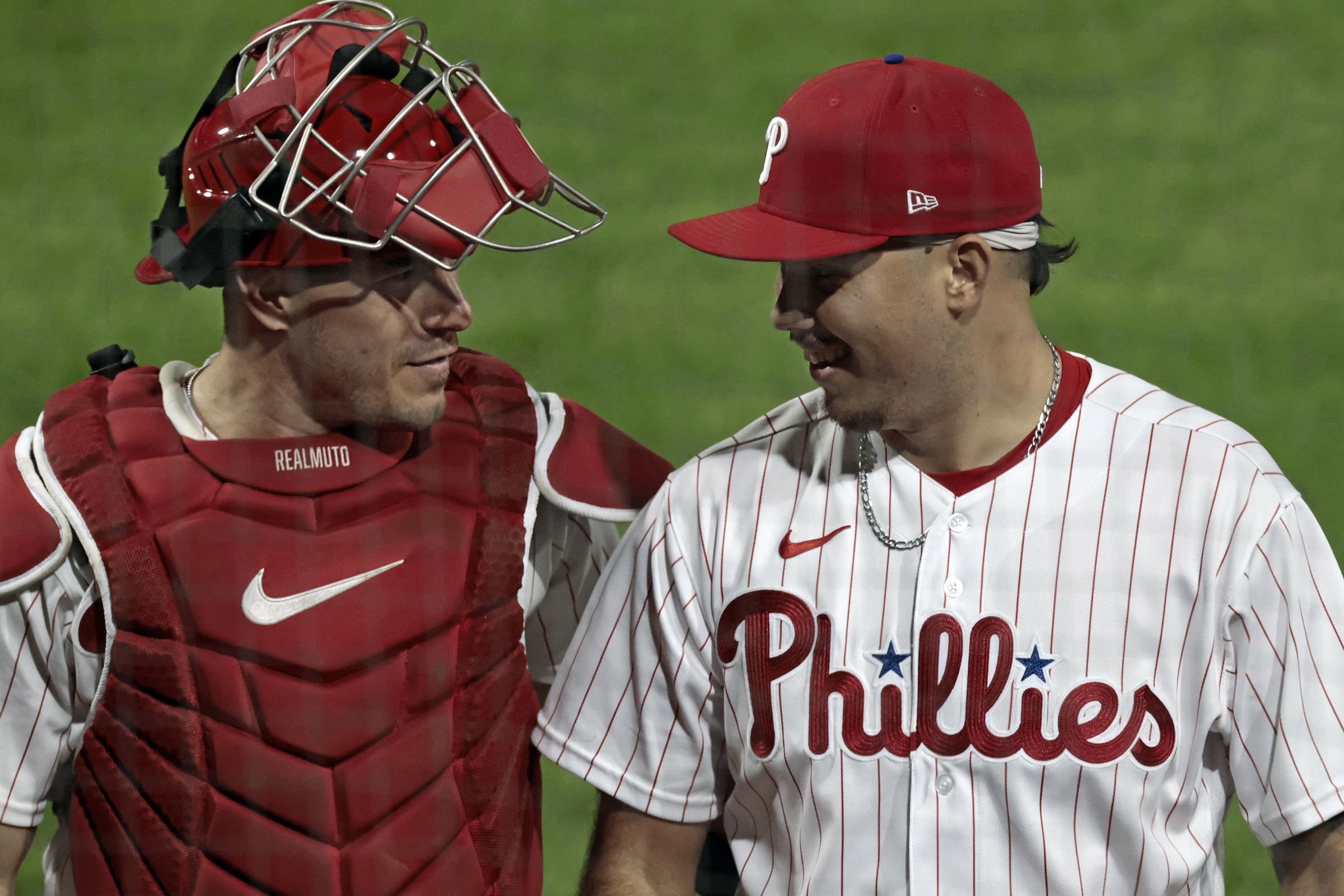 Phillies debut new merch and memorabilia ahead of NLDS Game 3