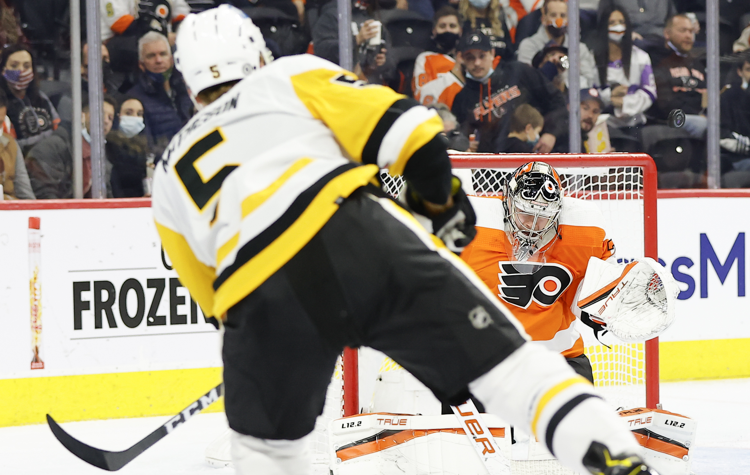 Flyers storm back to beat Penguins in overtime at the Linc – The