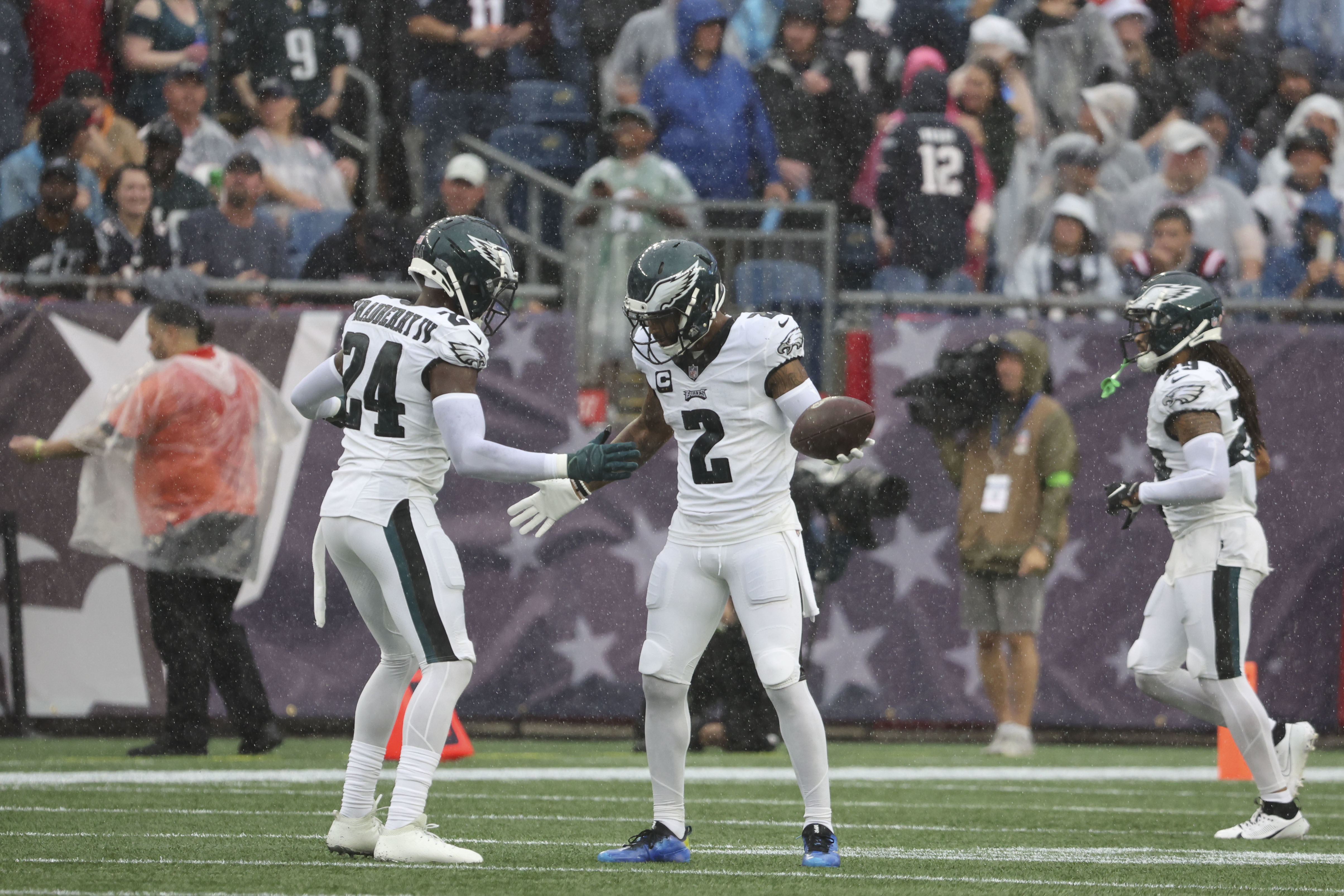 Philadelphia Eagles cornerback James Bradberry (24) in action