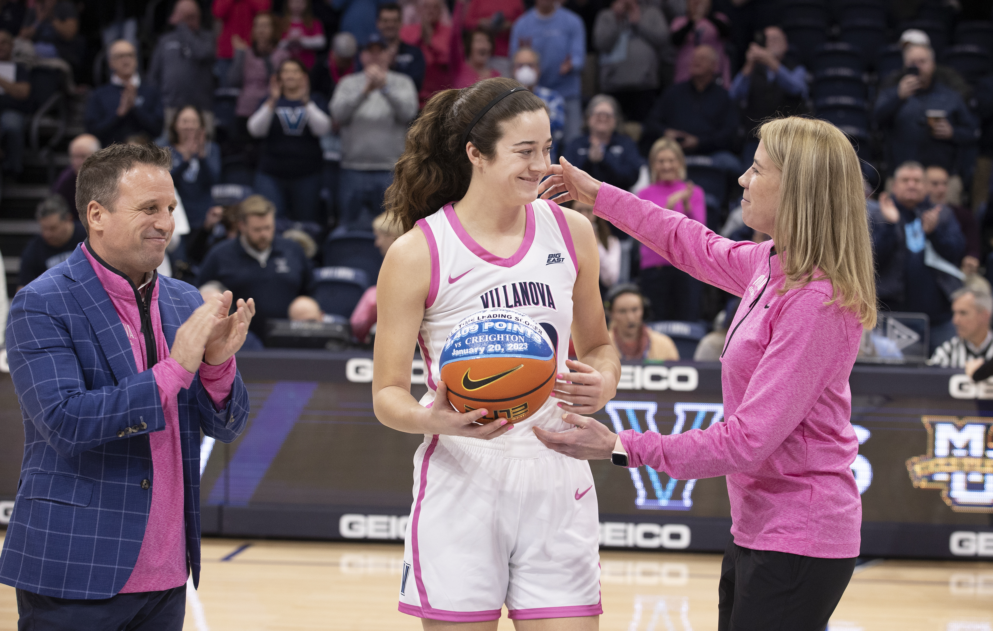 Villanova's Maddy Siegrist gets drafted third overall by Dallas in the WNBA  Draft - VU Hoops