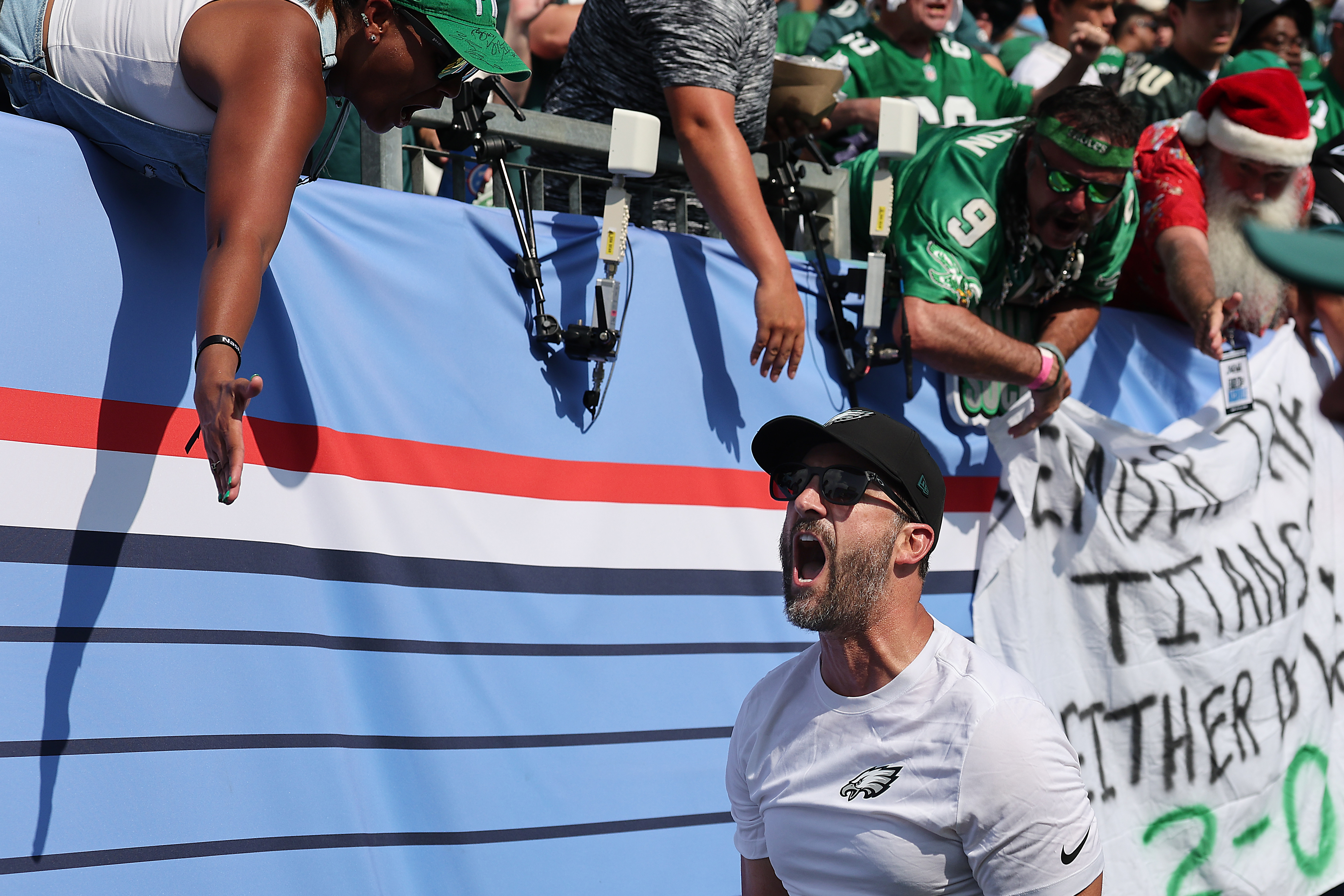 Eagles Week 2 in Photos: Eagles defeat the Titans 24-20