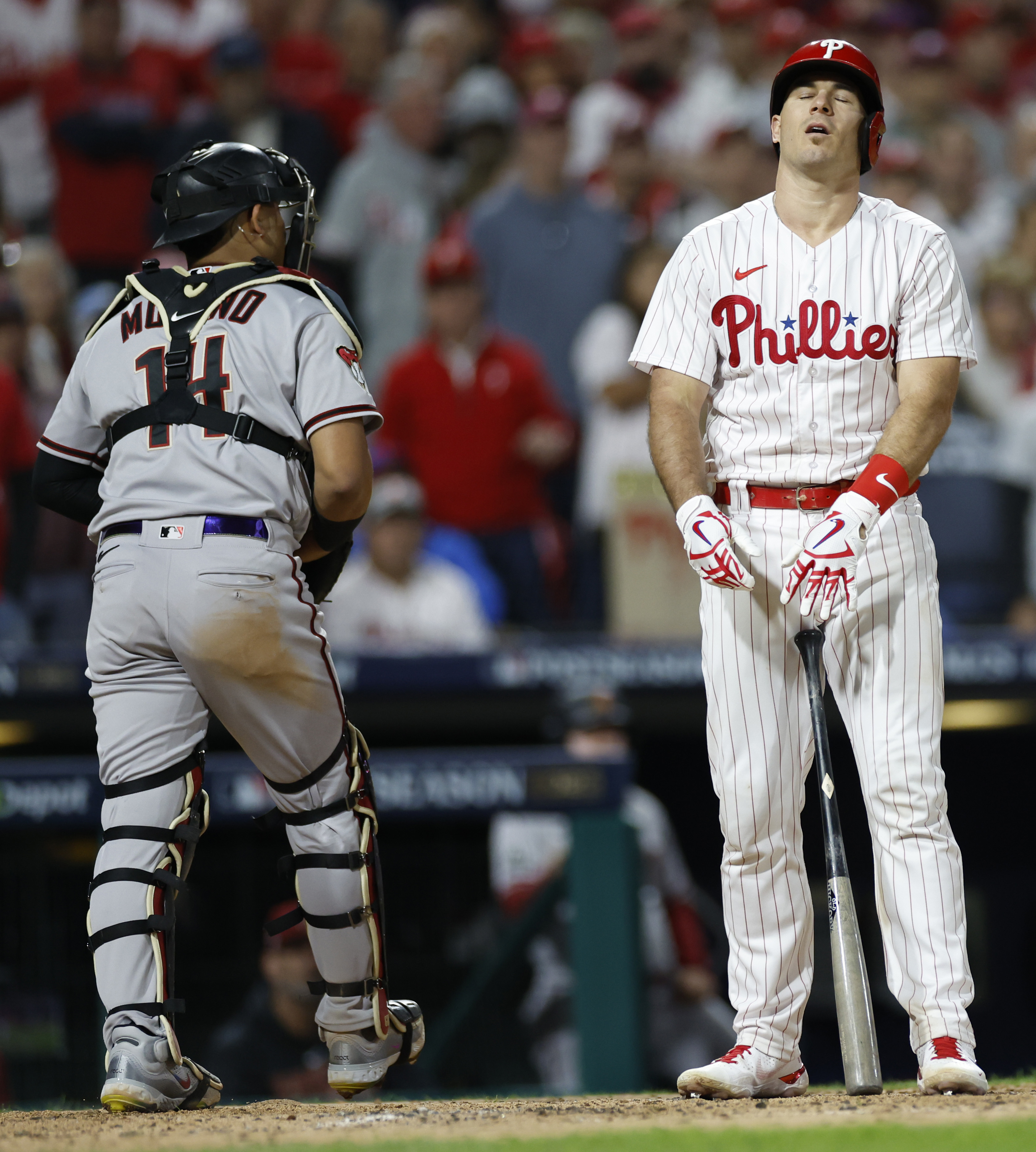 Kyle Schwarber, Aaron Nola lead Phillies to 10-0 rout of D-backs