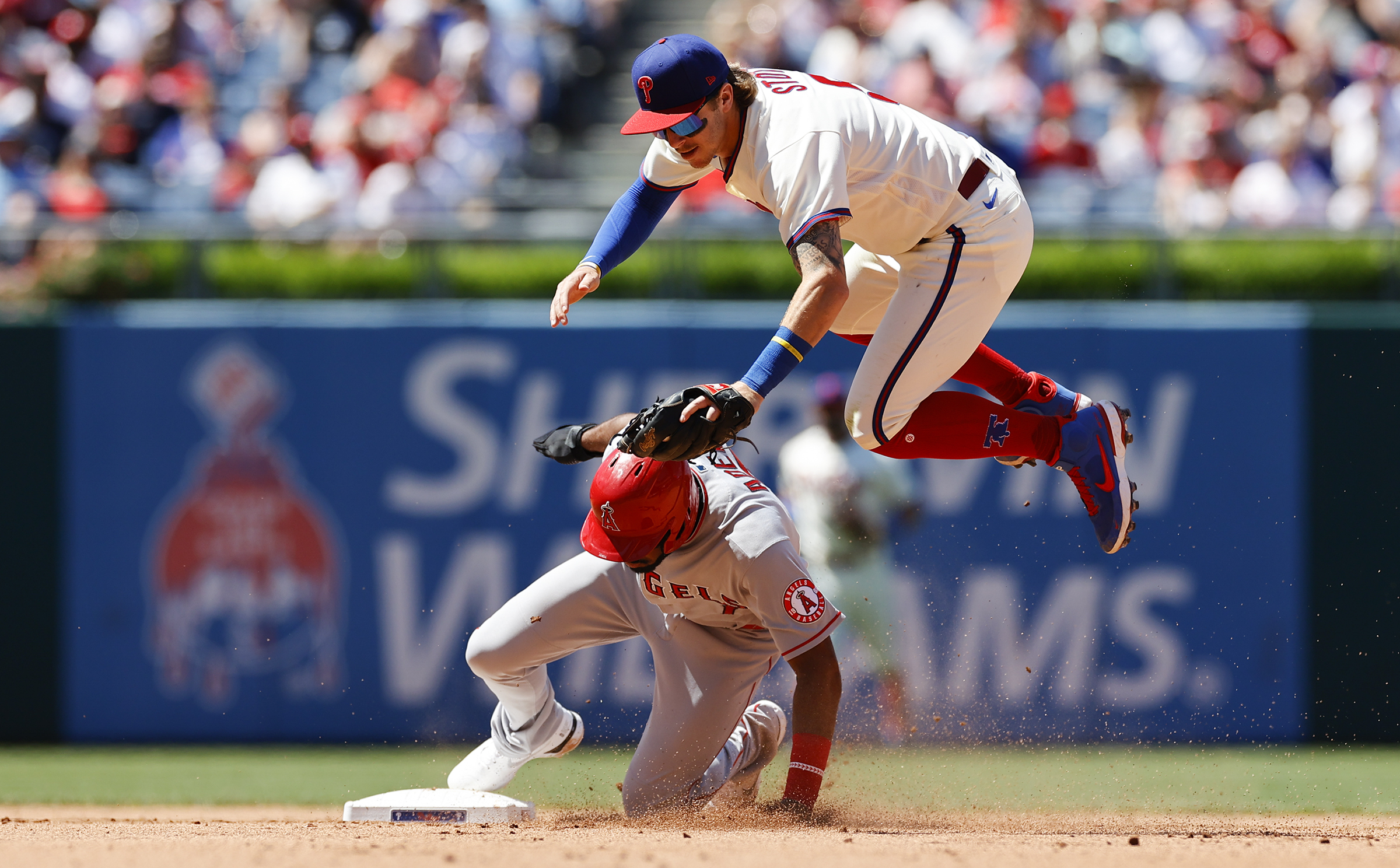 Stott leads Phillies to 6-4 comeback victory over Braves – KLBK, KAMC