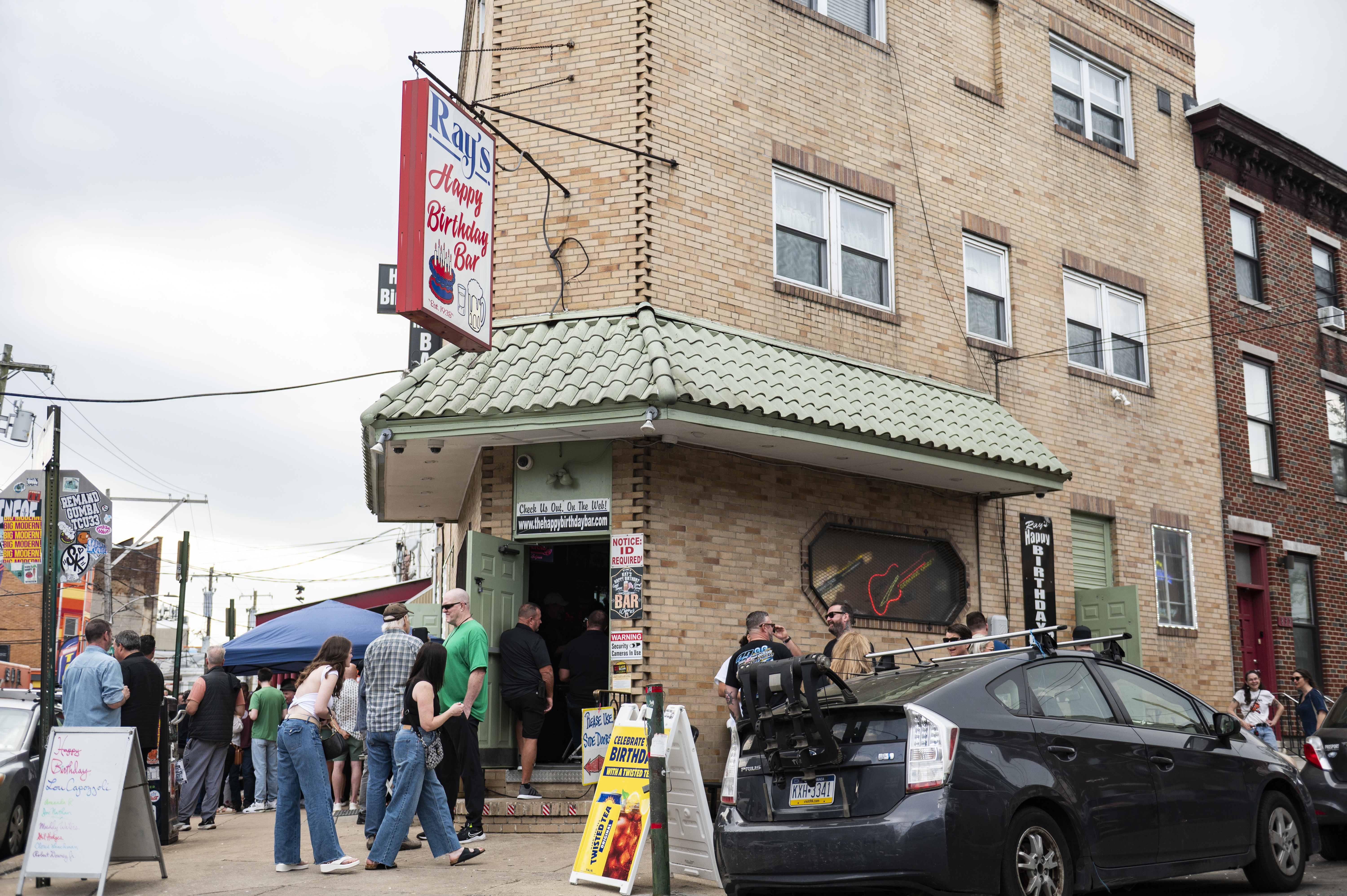 Ray's Happy Birthday Bar memorialized late owner, Lou Capozzoli