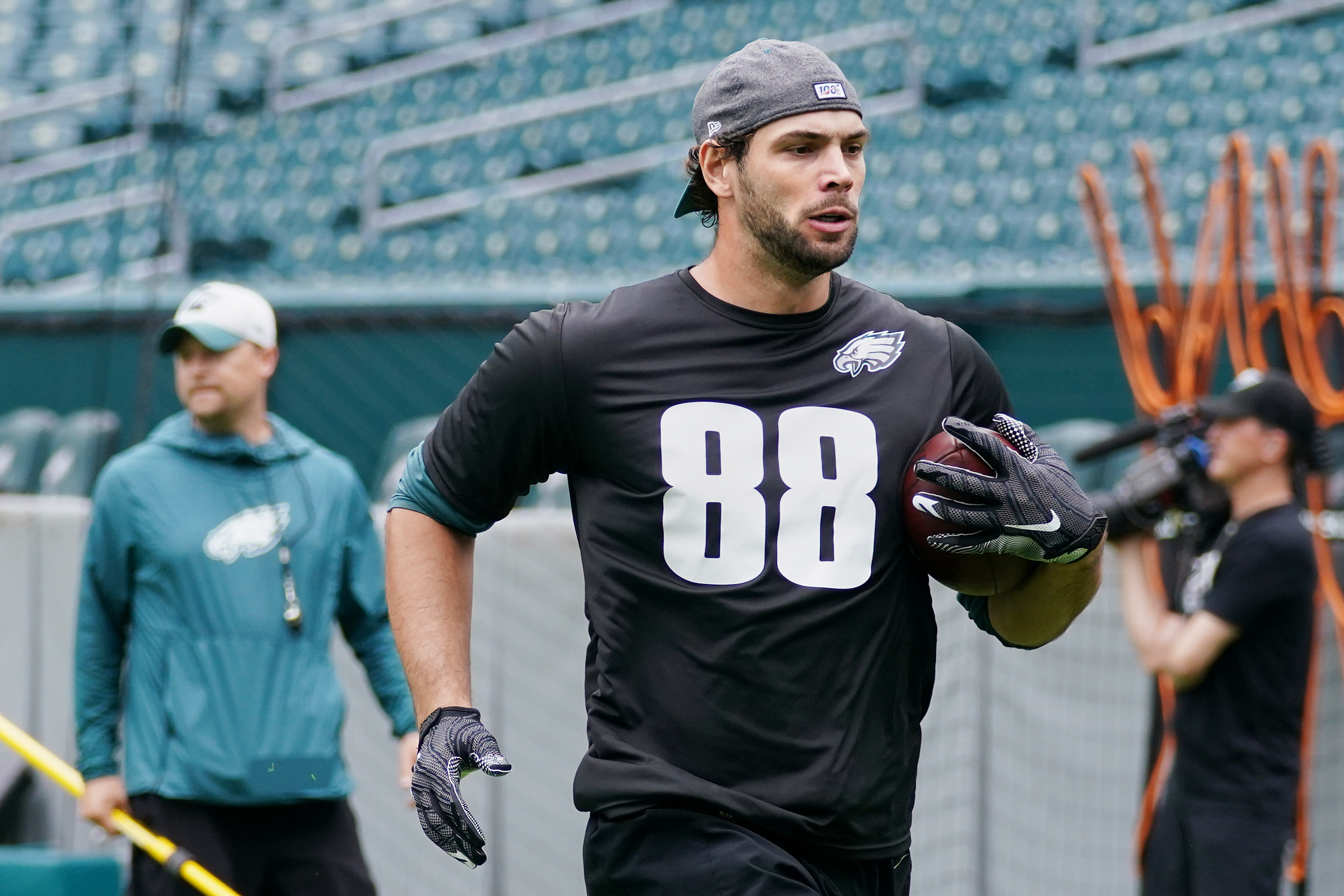 Eagles OTAs: Nick Sirianni shines a light on the growth of key