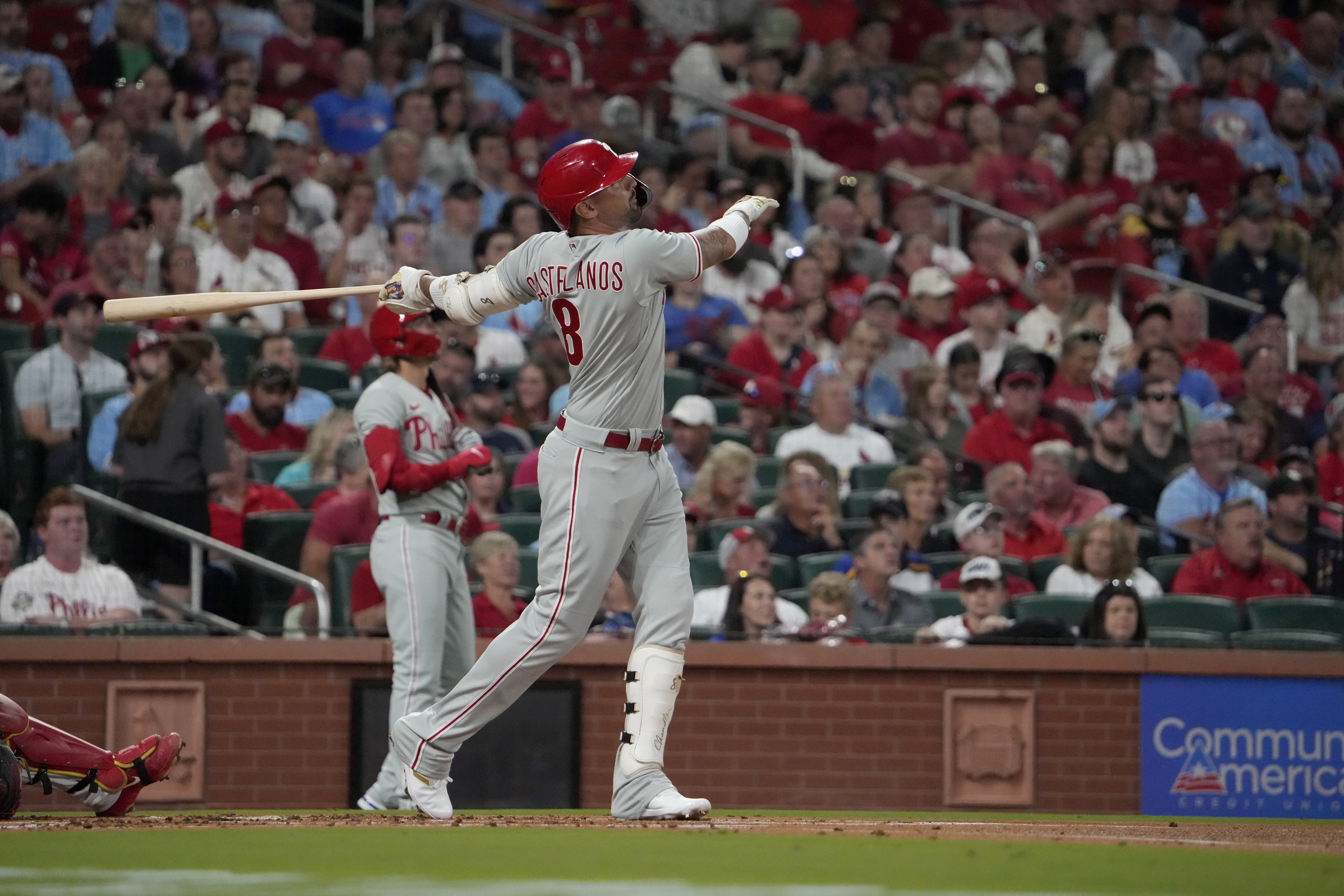 Bryce Harper ejected after throwing bat and helmet