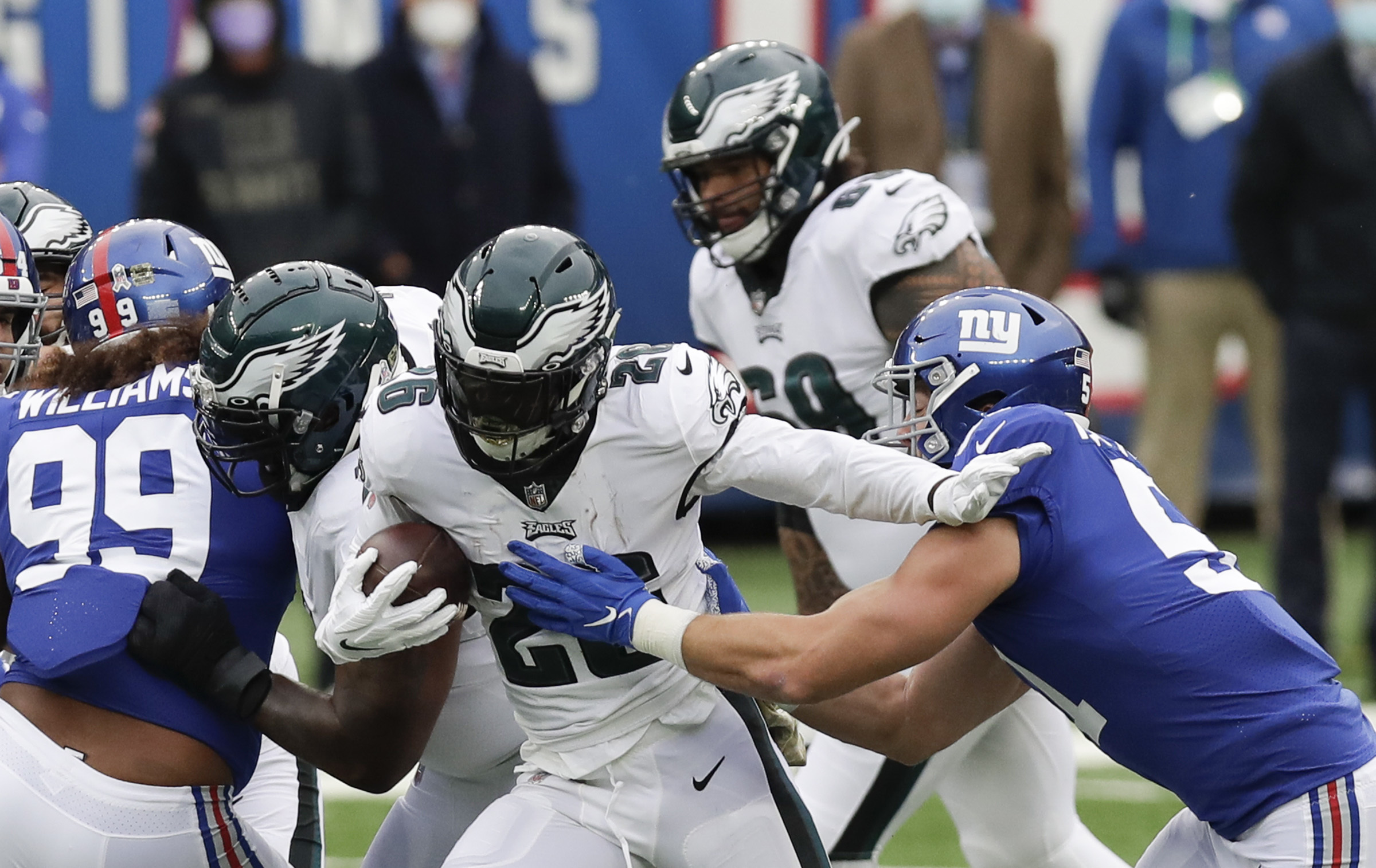 Philadelphia Eagles defense flounders, New York Giants best team in NFC East