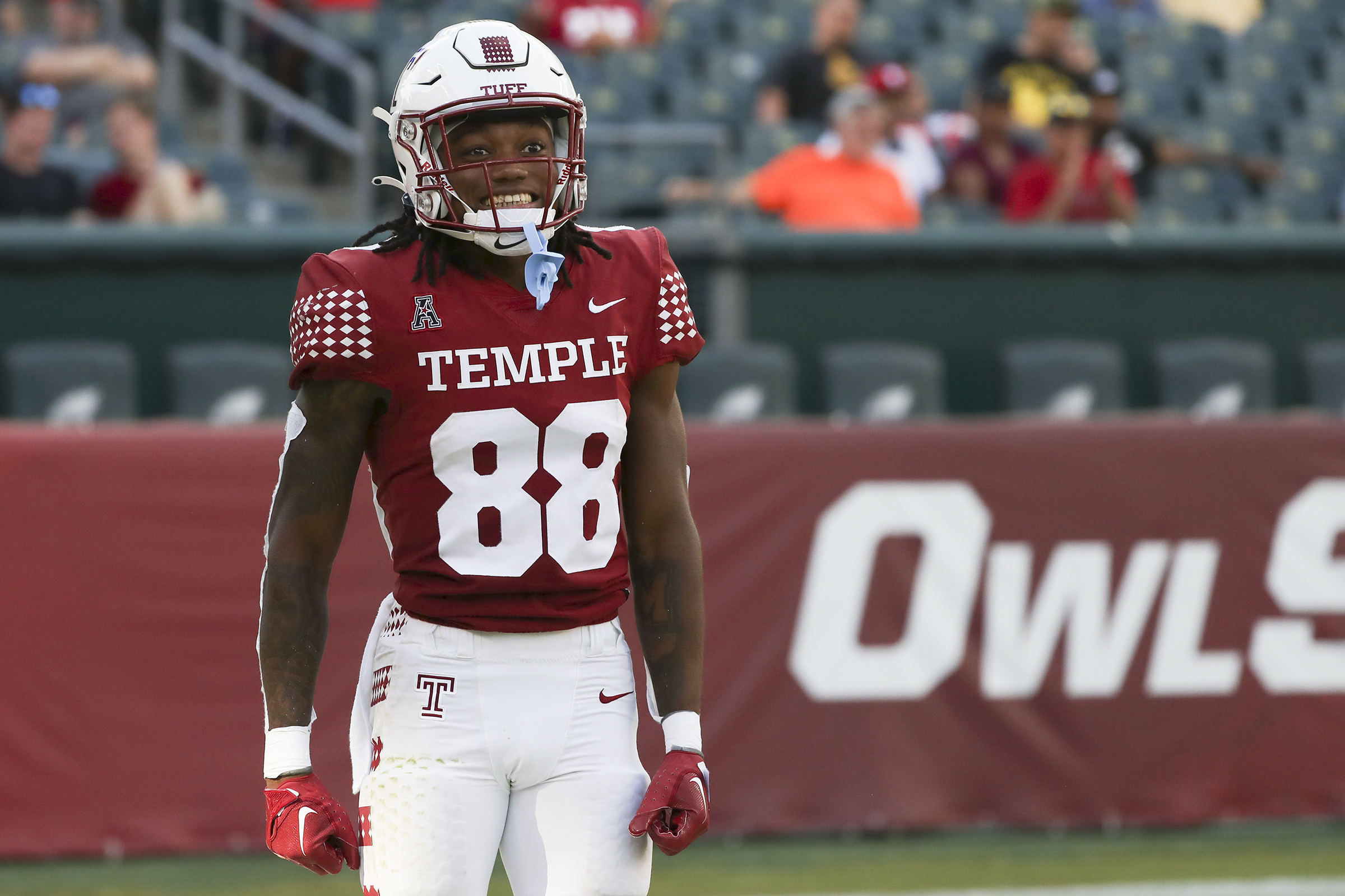 E.J. Warner, son of Pro Football HOFer Kurt Warner, starts as true freshman  QB for Temple on Saturday