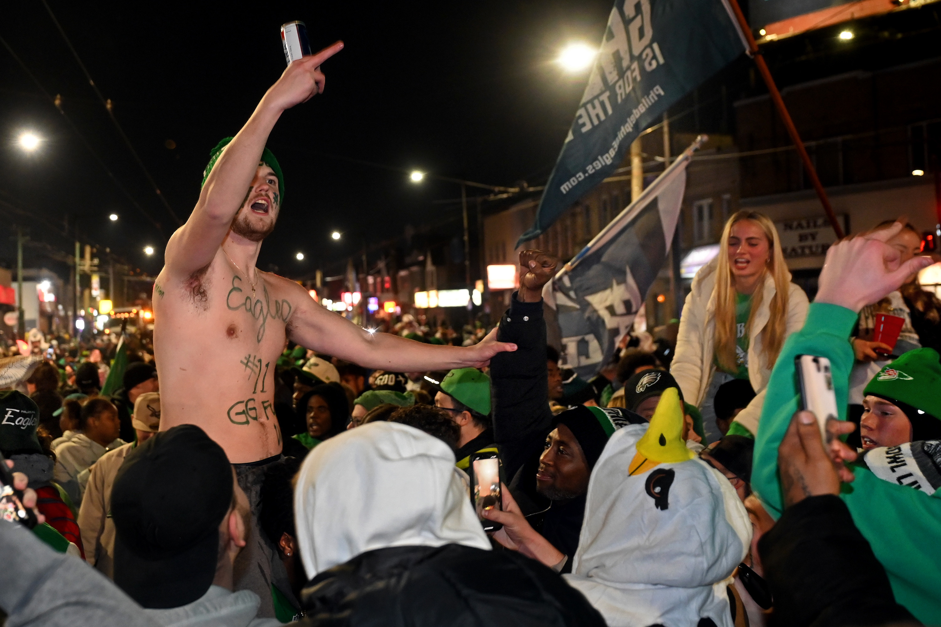 Eagles fans celebrate making Super Bowl with NFC win over Commanders