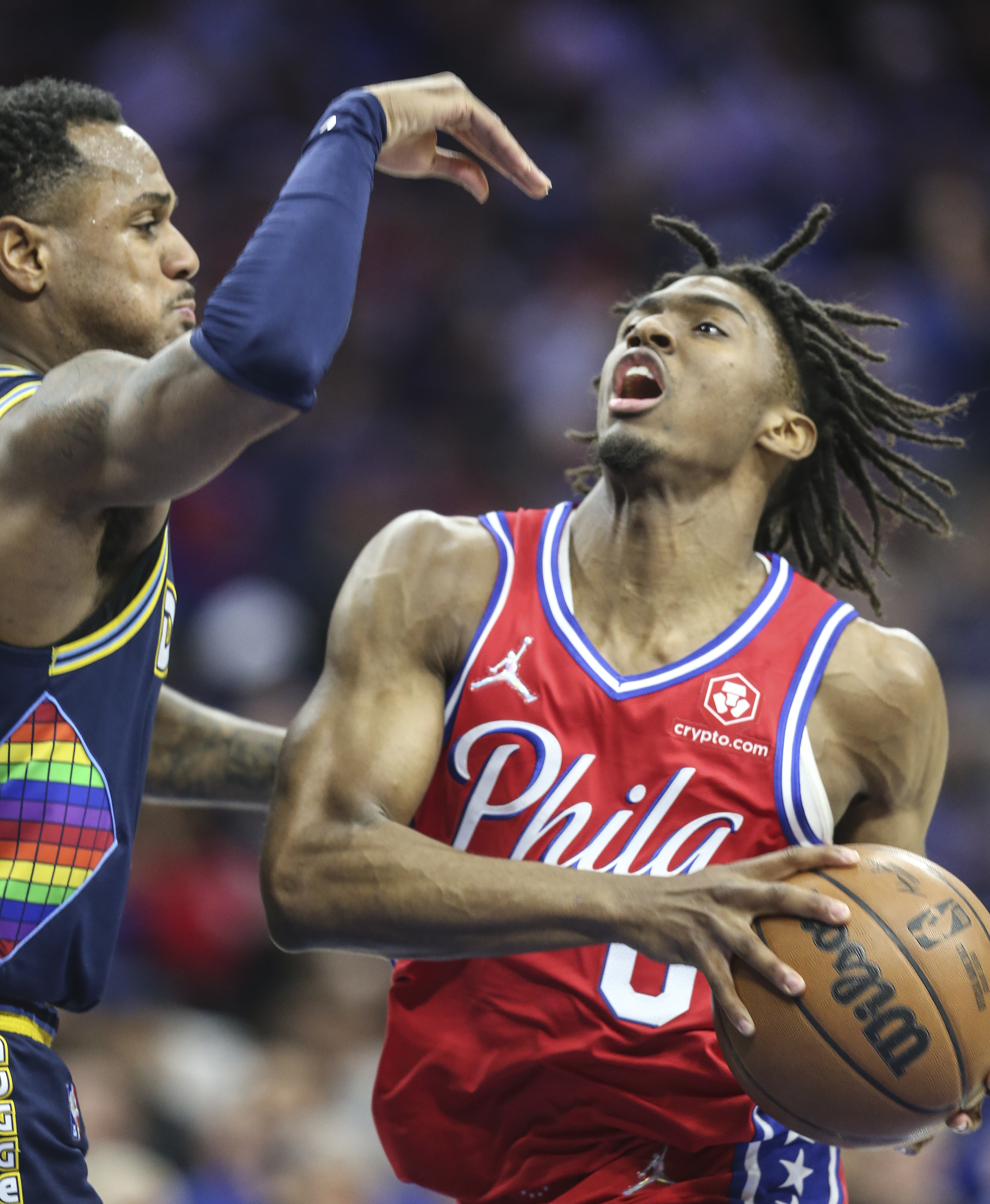 Sixers handle A.I., Nuggets, 108-97