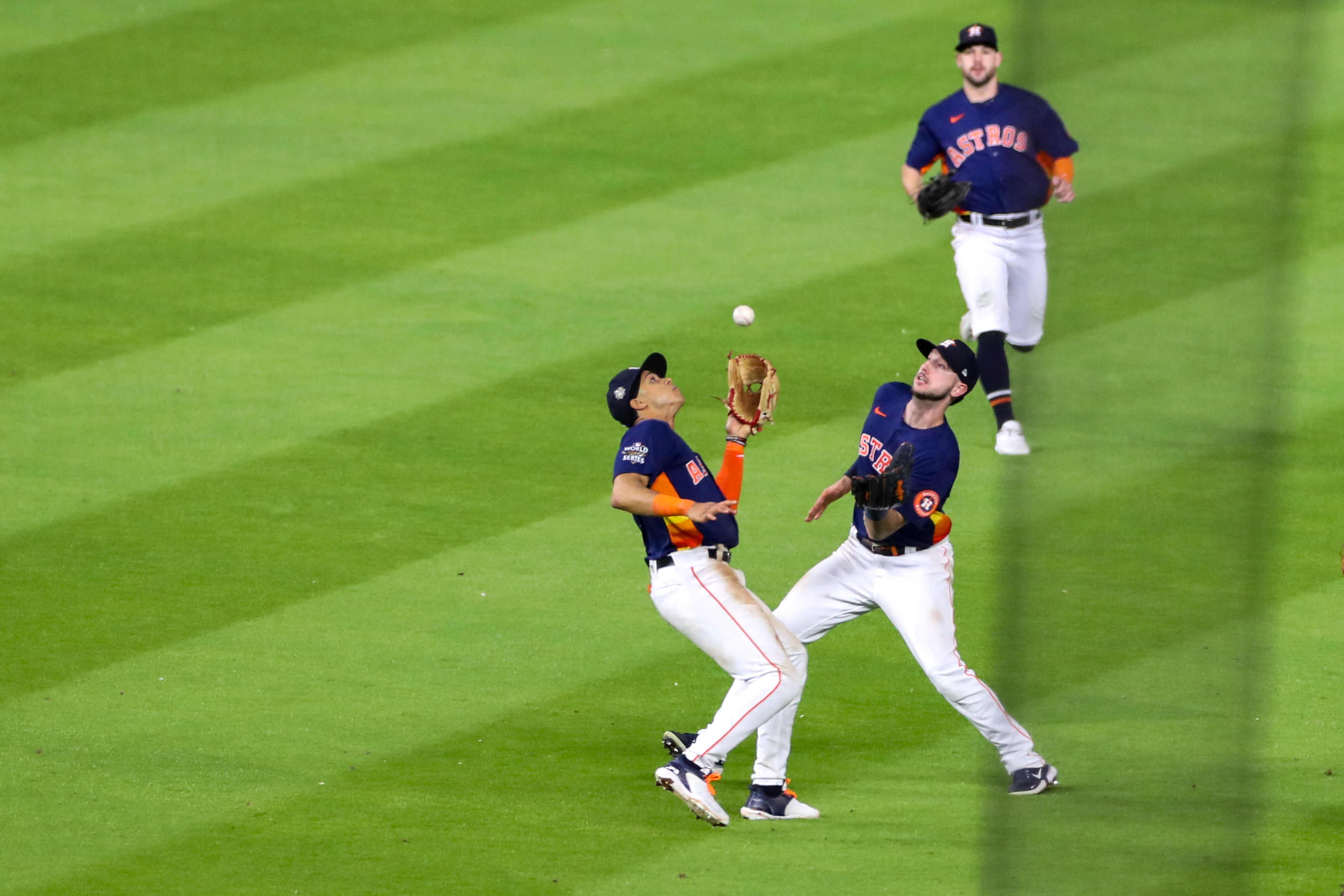 Astros on verge of playoffs after Jeremy Peña's game-saving play