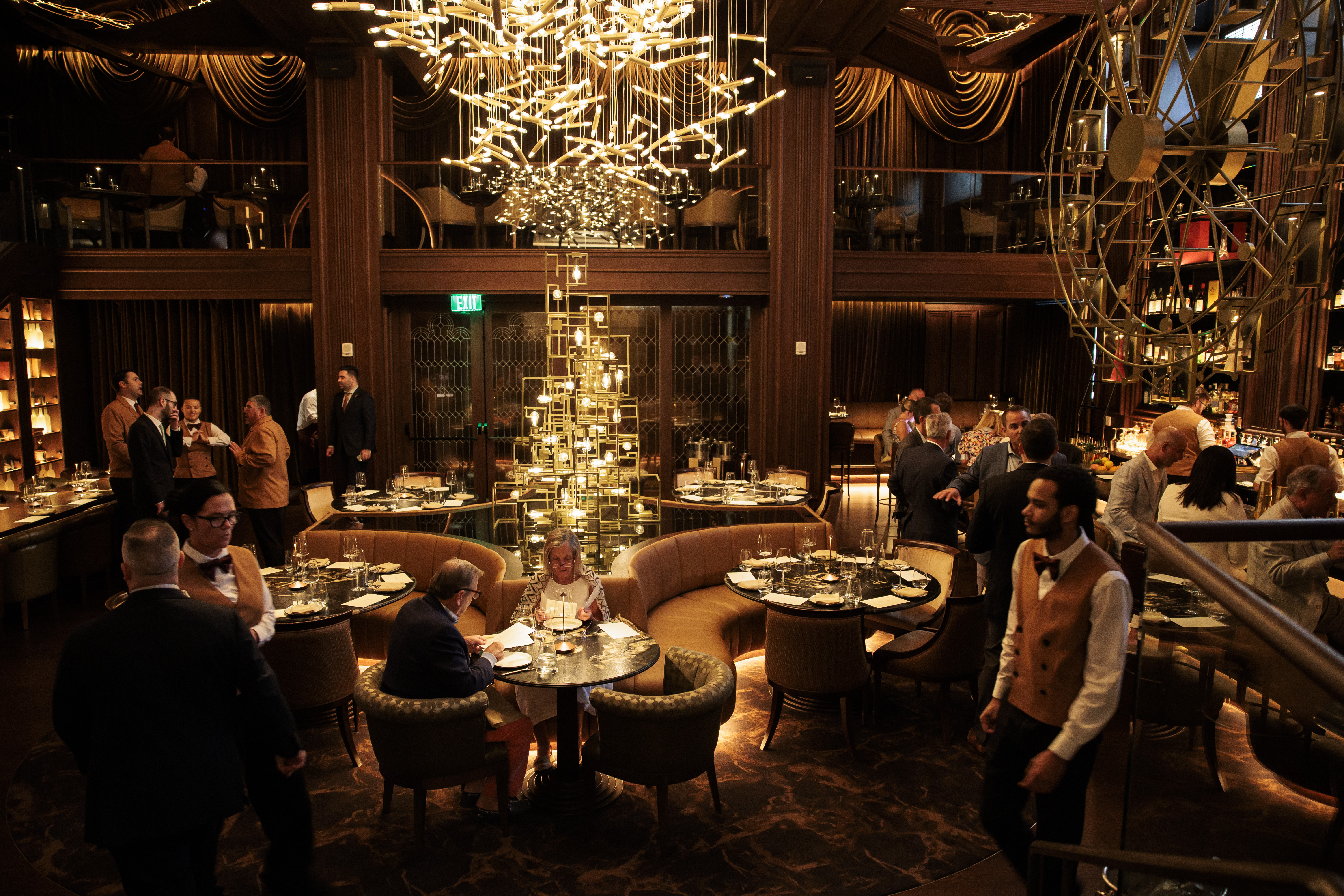 dining bar broad grow