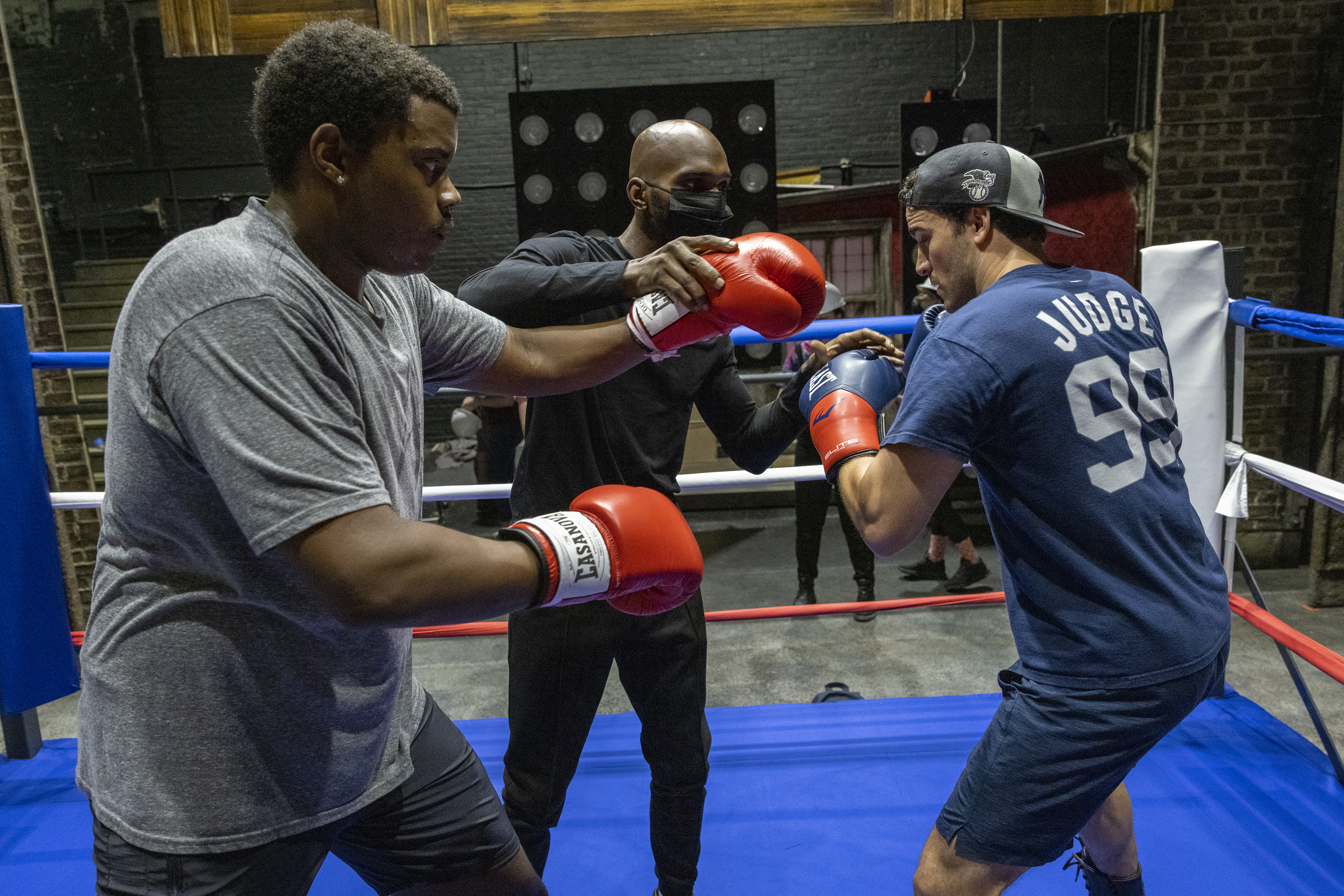 Rocky, the Musical Phillys boxing underdog arrives at the Walnut Street Theatre image