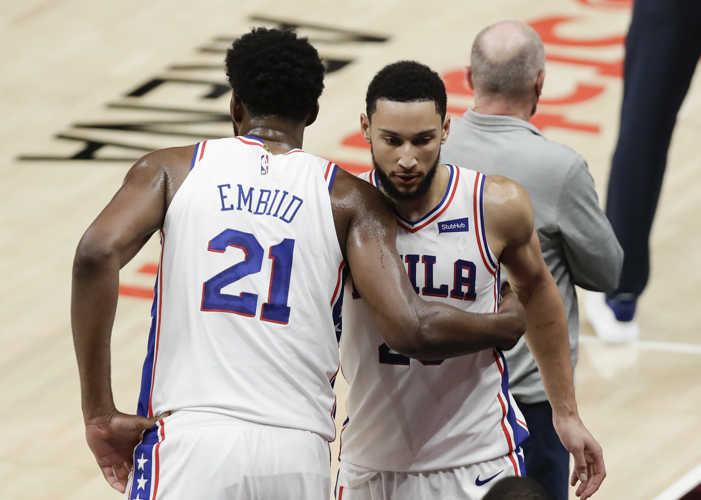 The goal is to play right away”: Simmons brings versatility to