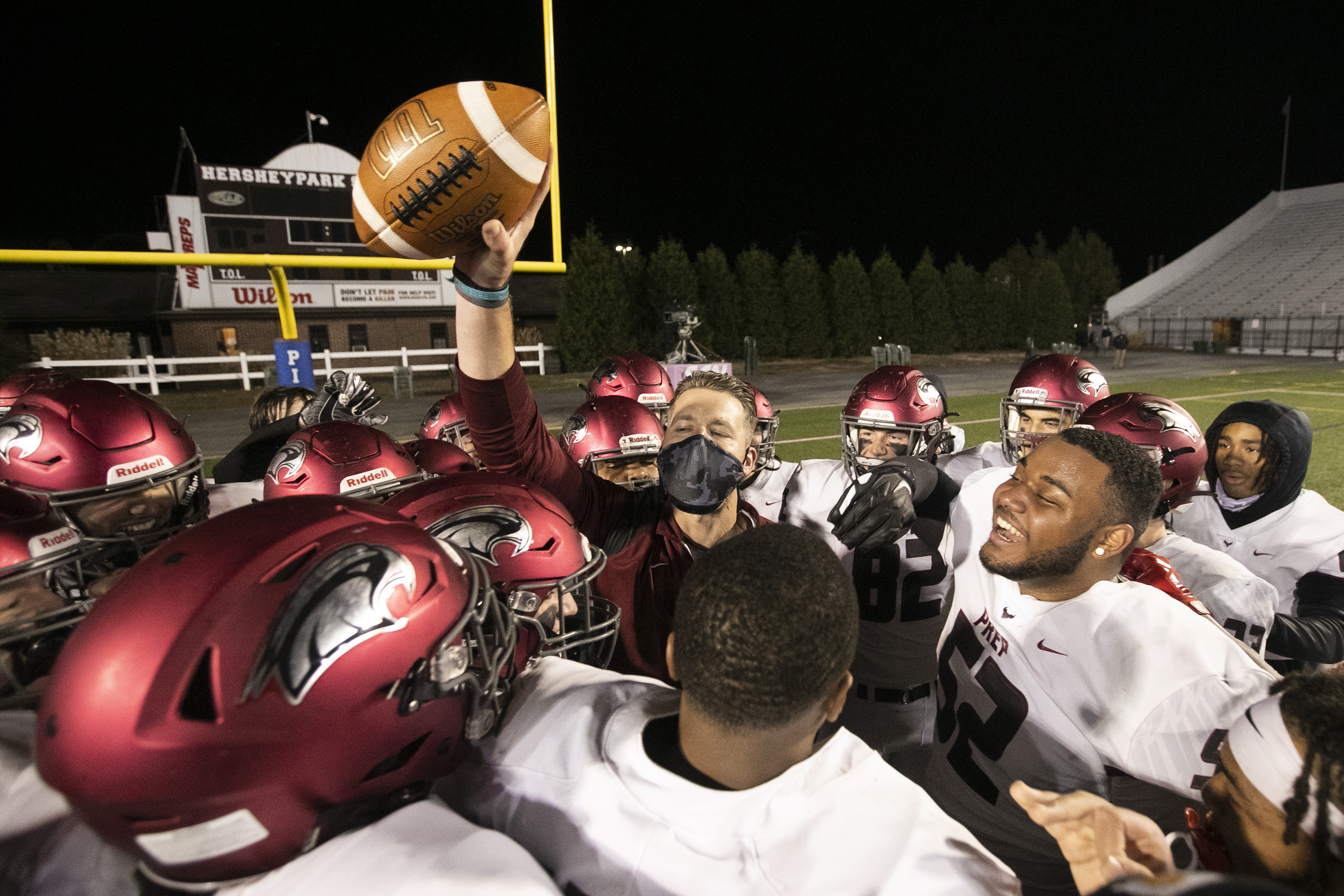 Central York wins 26-14 over Township in round 1 of PIAA playoffs – PA  Football News