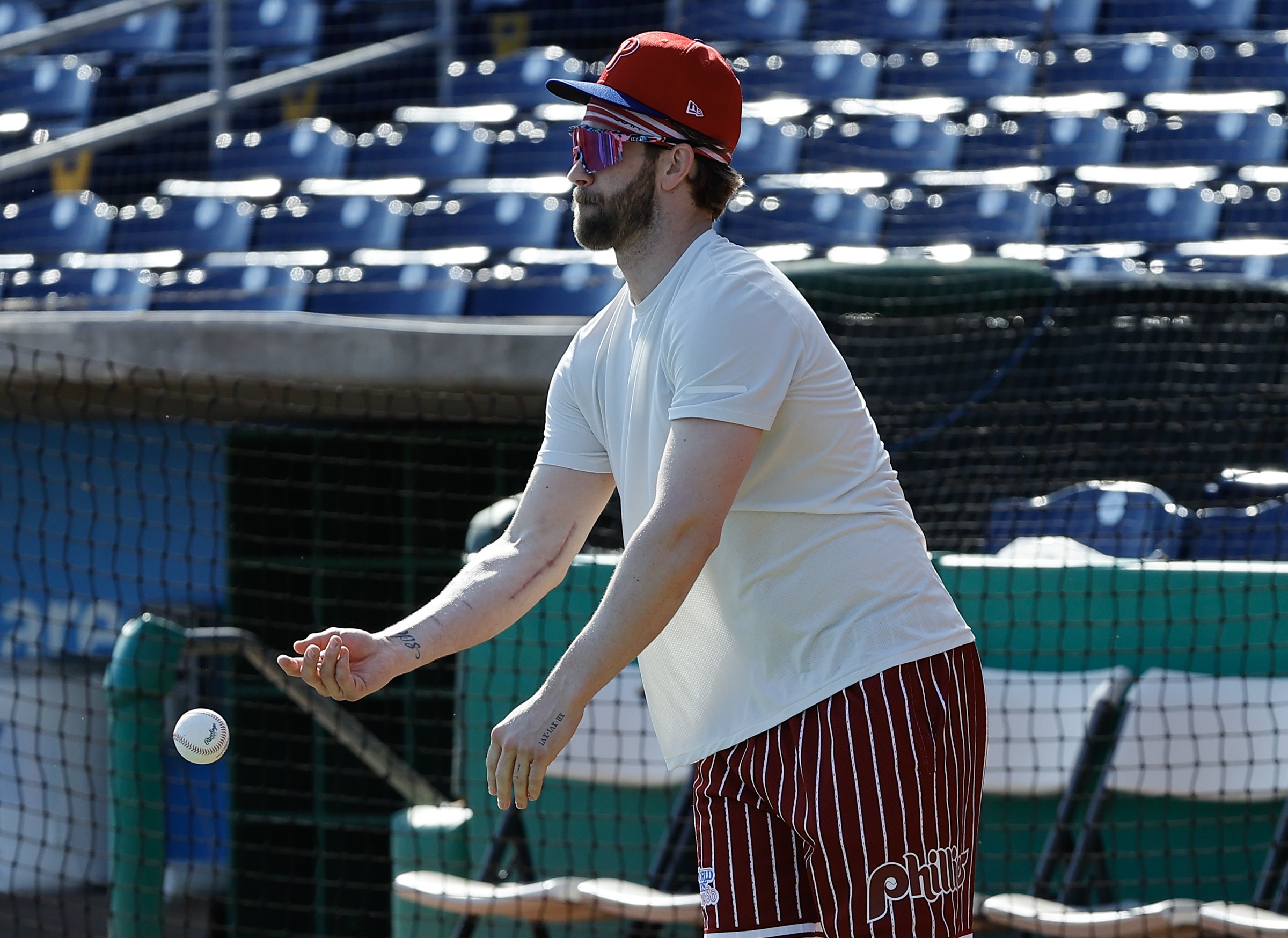 Phillies' Bryce Harper undergoes successful Tommy John surgery