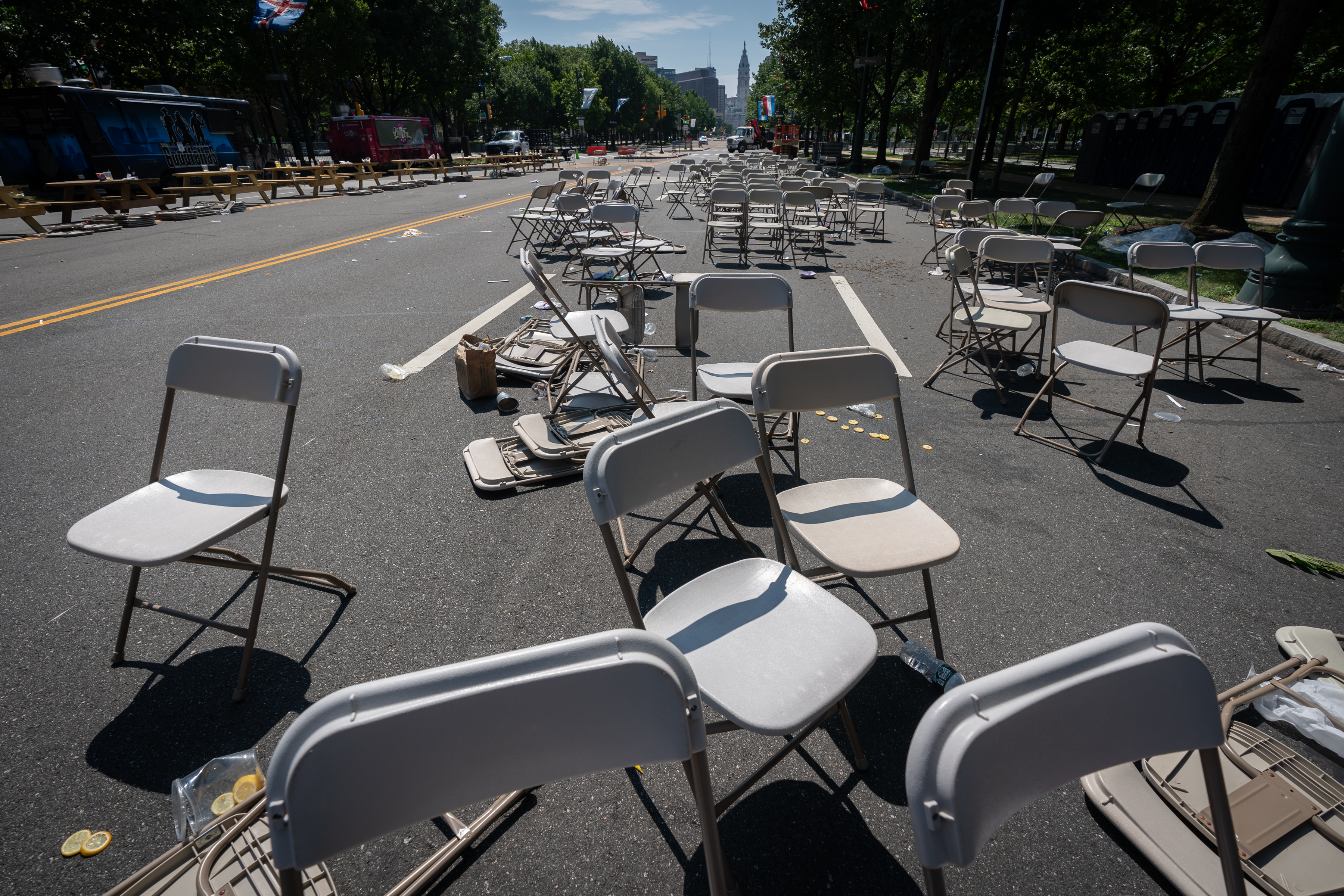 Philadelphia shooting on Parkway injures police at July 4th fireworks