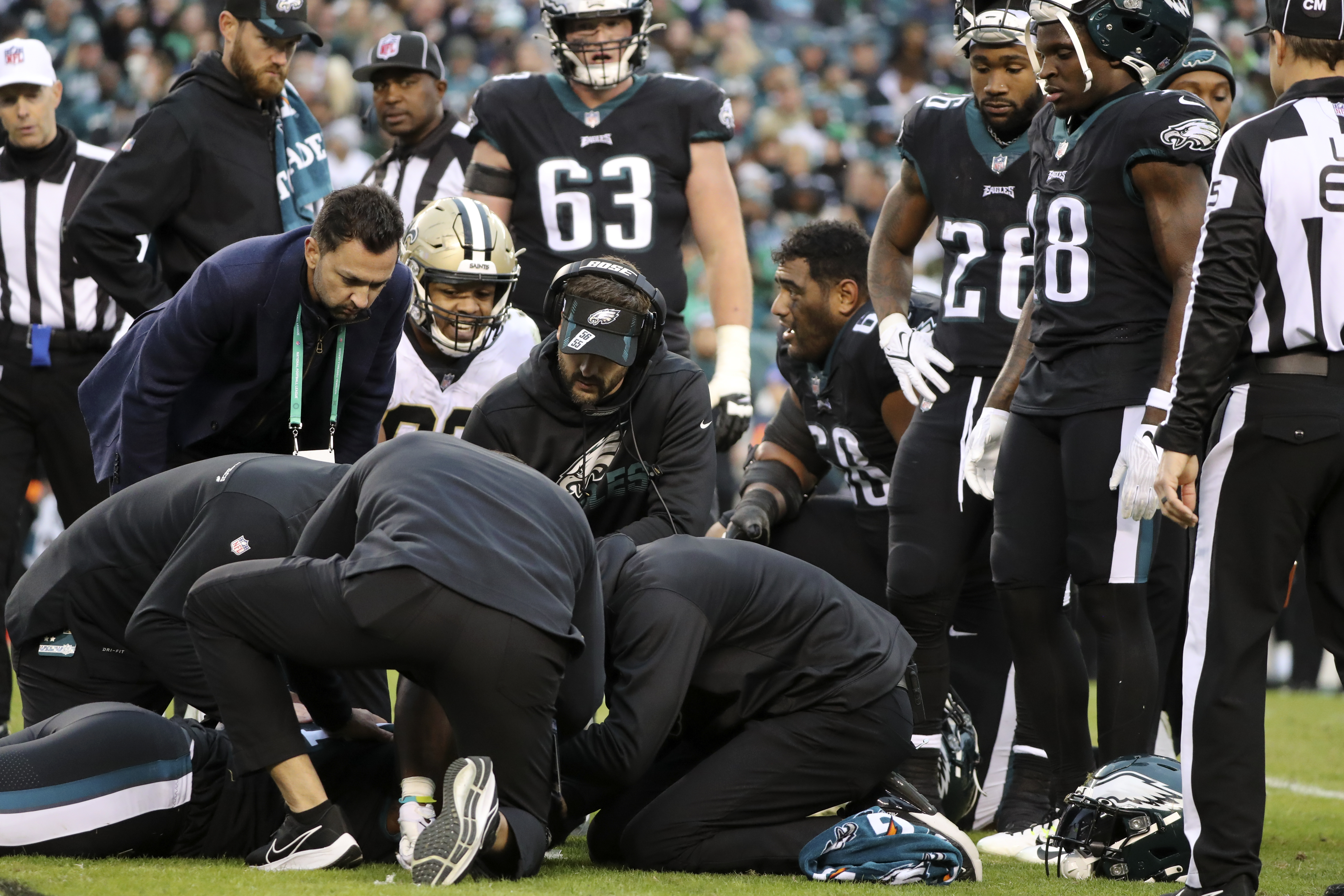 See images from Philadelphia Eagles game against New Orleans Saints — NFL,  Week 11