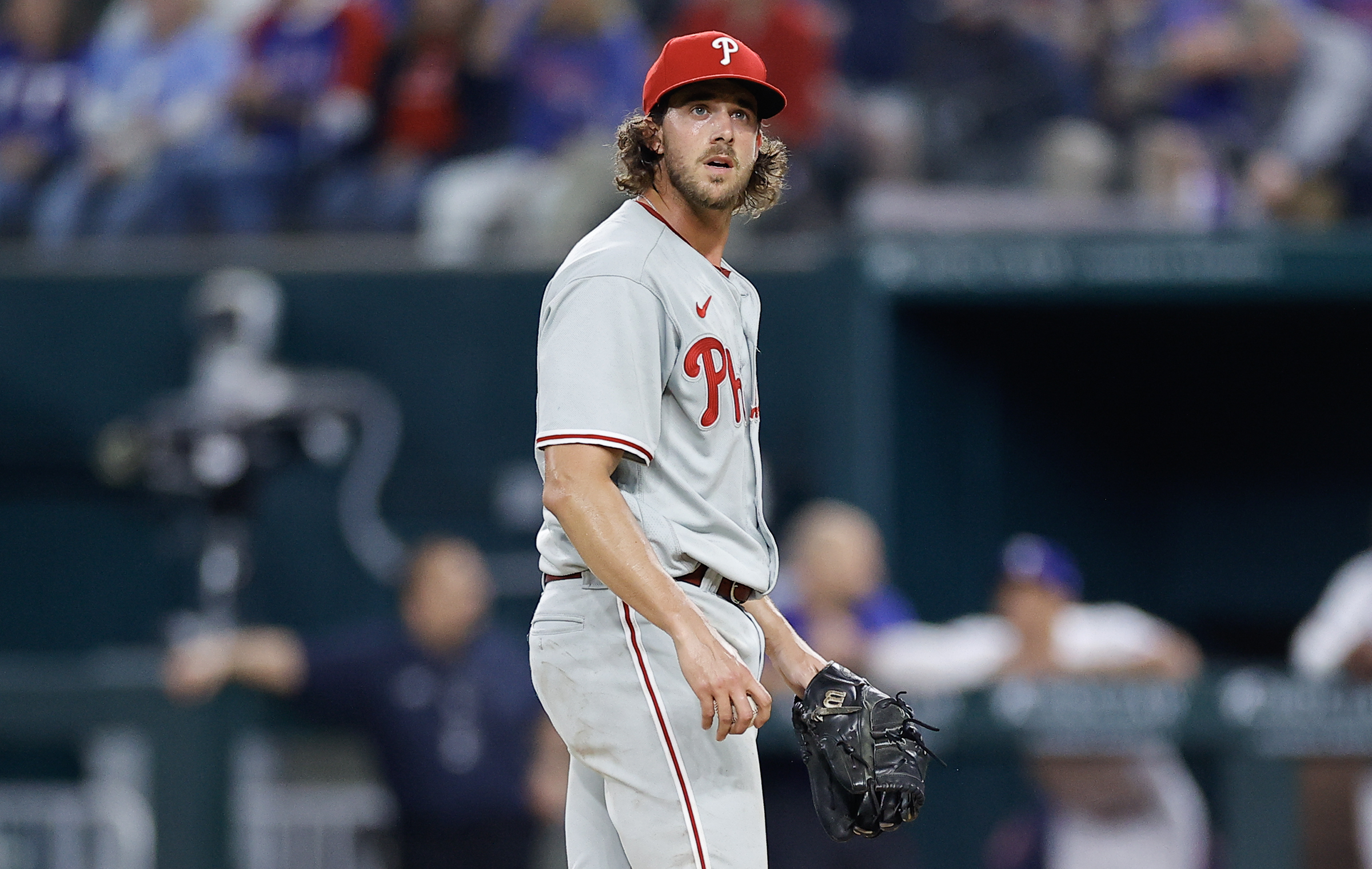 Andrew Painter stands up for Matt Strahm on Twitter in the ongoing