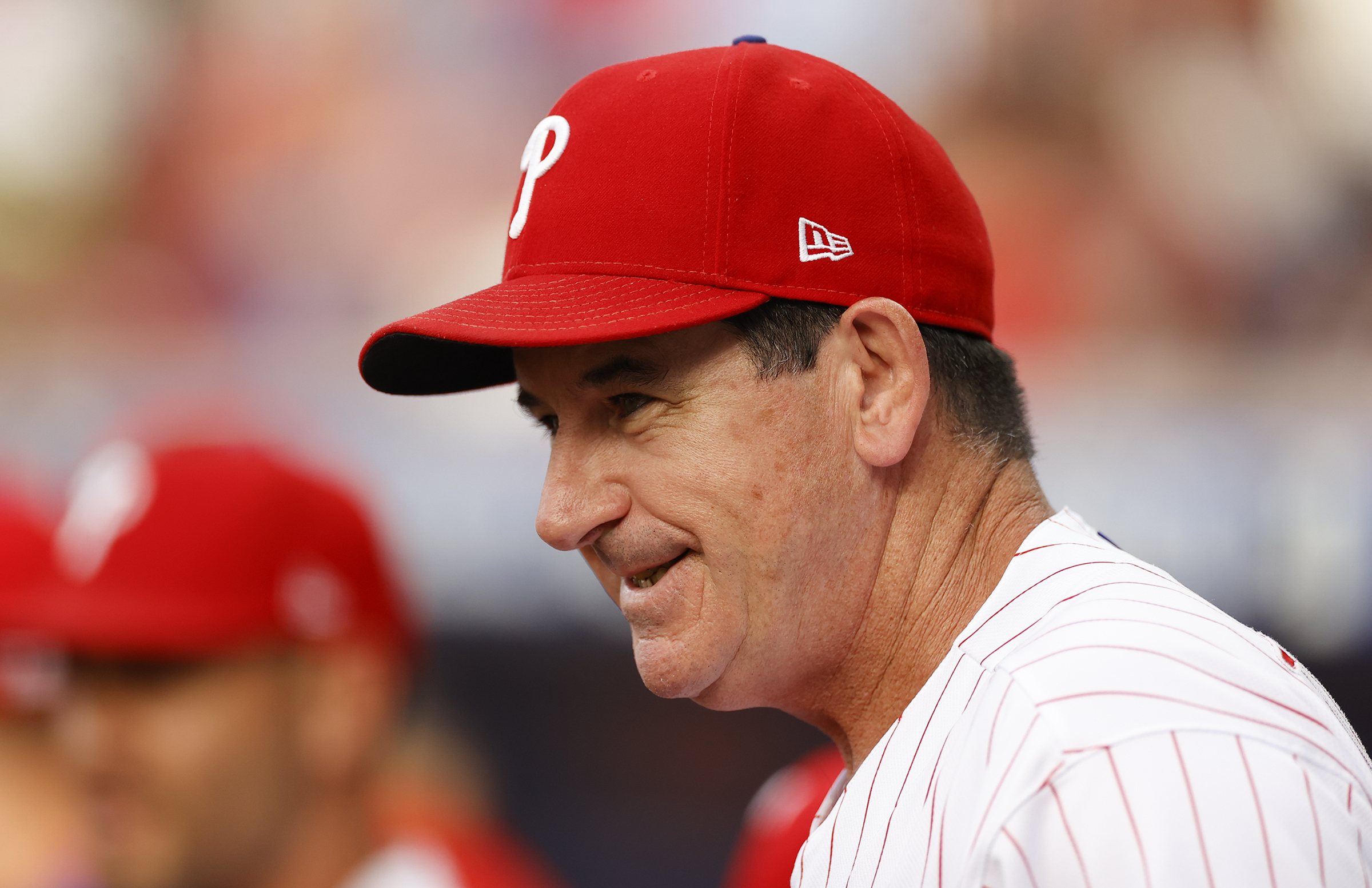 Phillies are 'expected' to keep ex-Yankees coach Rob Thomson as
