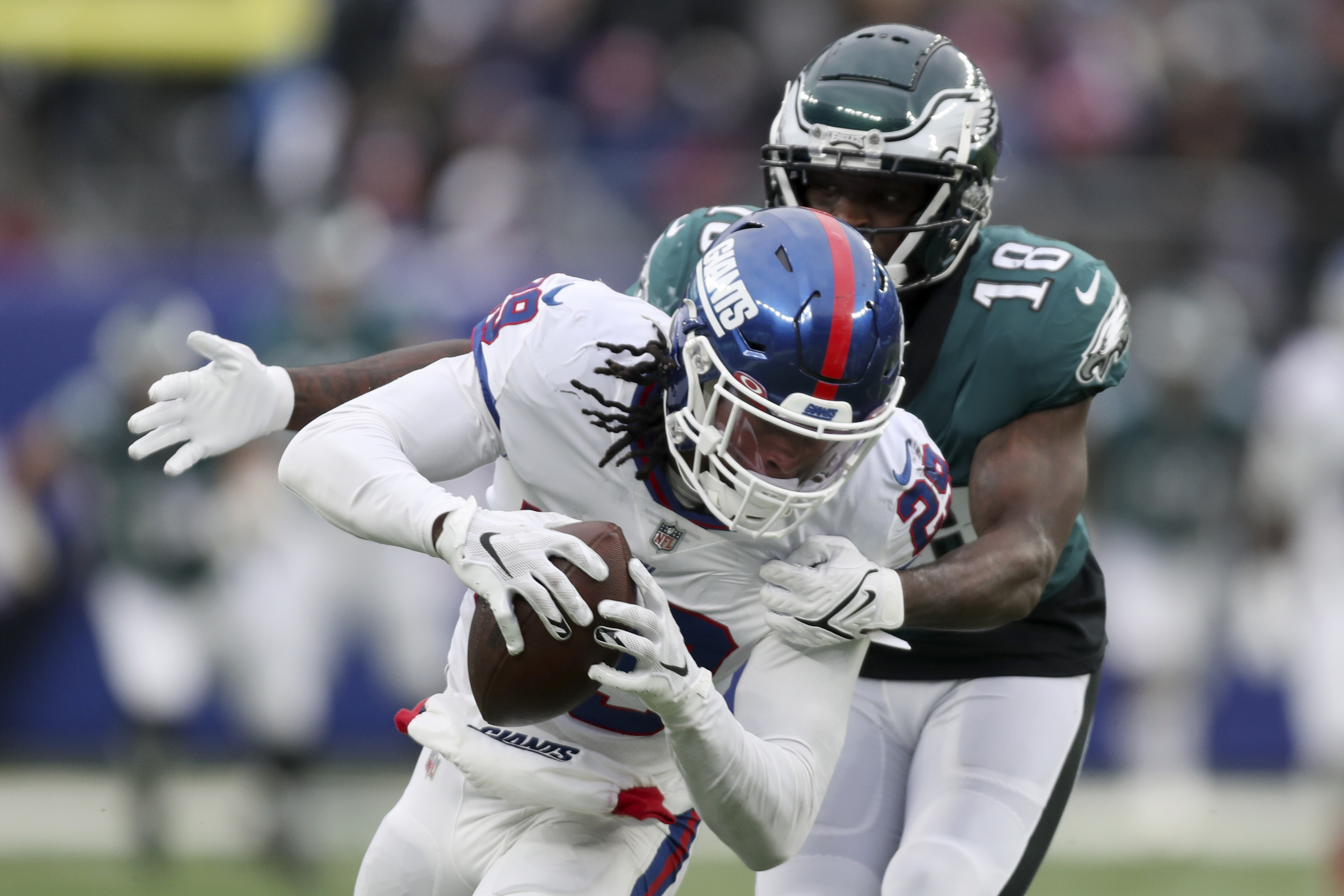 DeVonta Smith's frustration boils over as questionable offensive choices  lead to Eagles loss at Giants