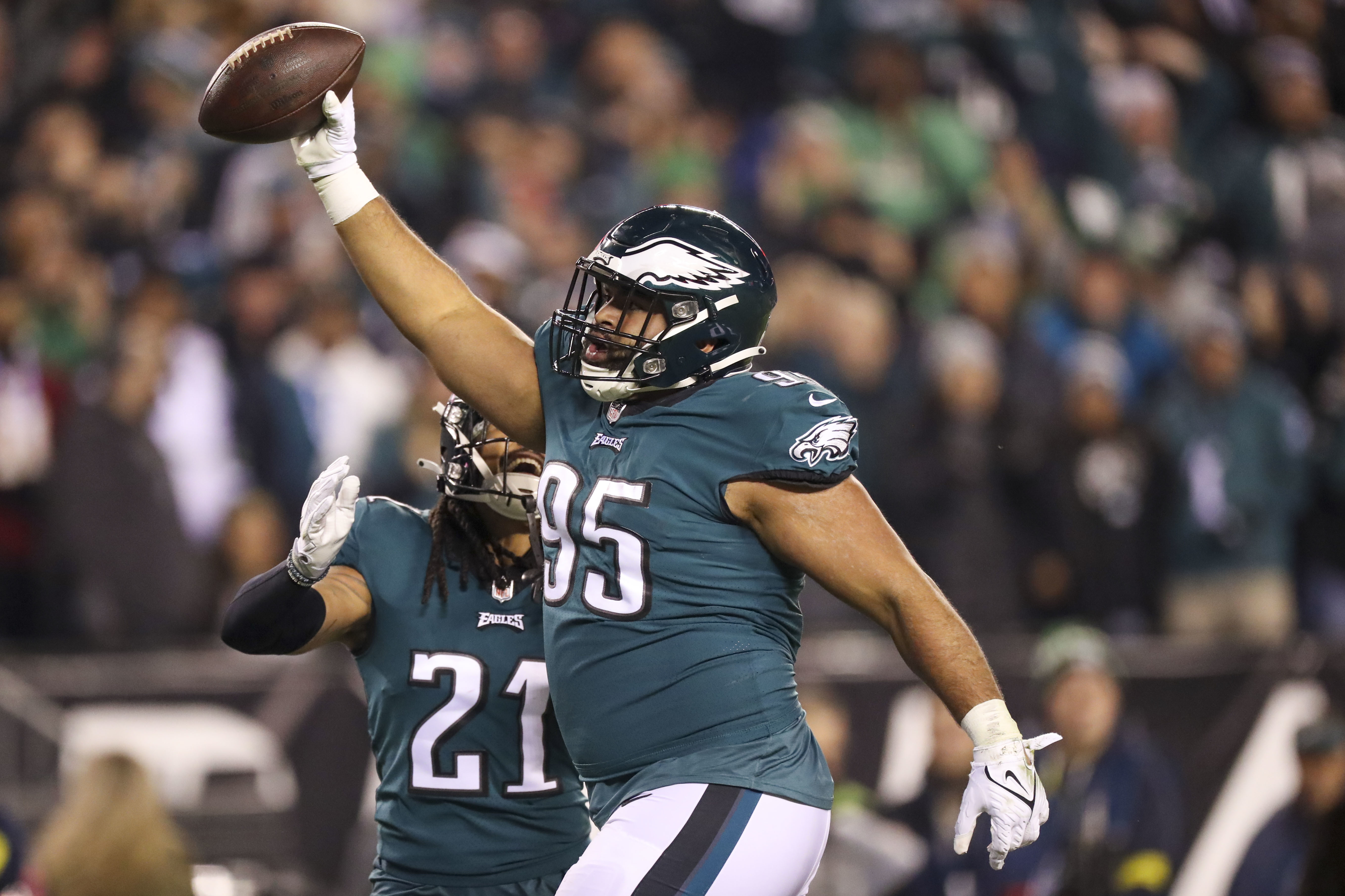 Simply Clutch': Eagles QB Jalen Hurts Comes Up Big In Win Over Commanders -  Sports Illustrated Philadelphia Eagles News, Analysis and More