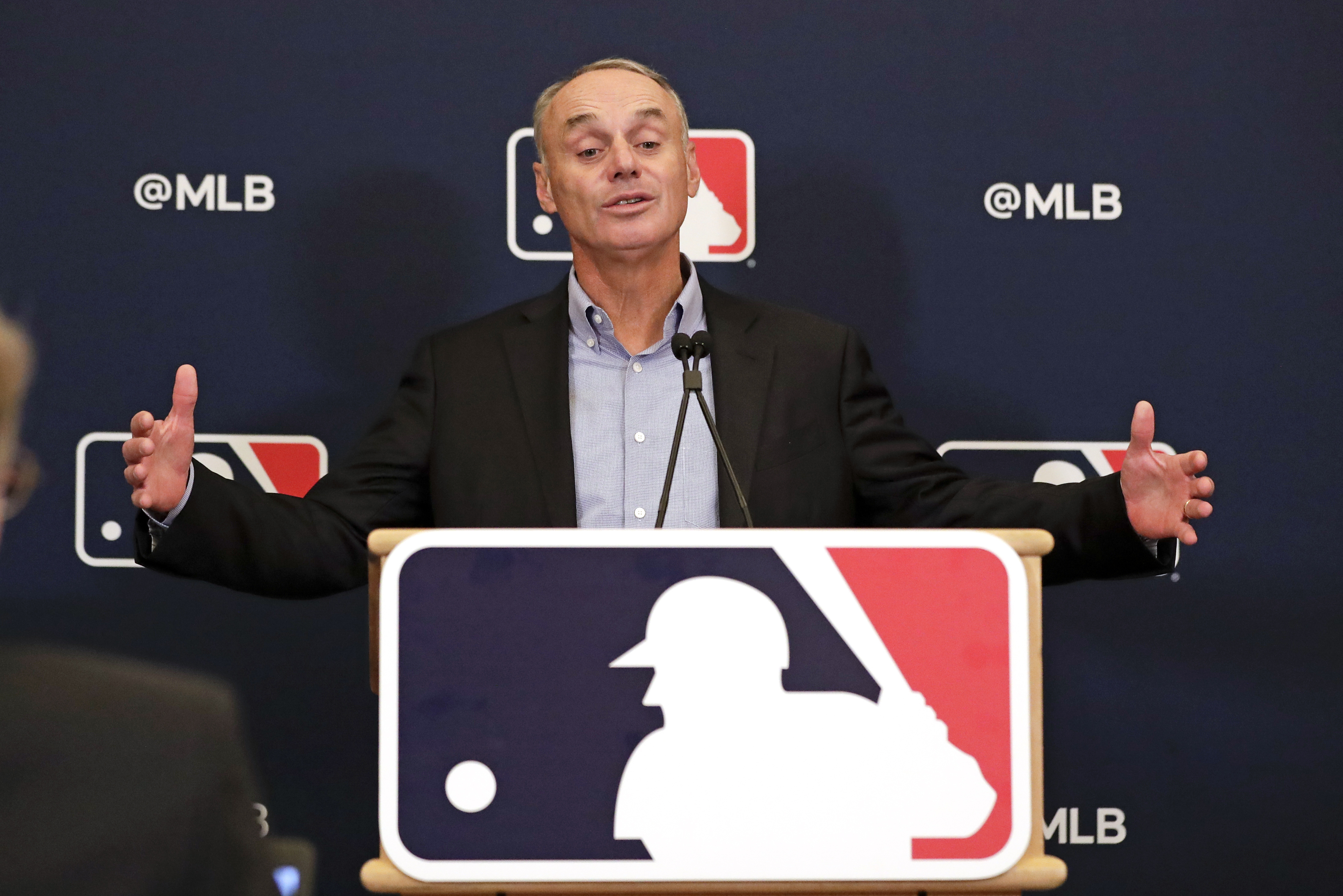 M.L.B. Proposes an 82-Game Season Starting in July - The New York