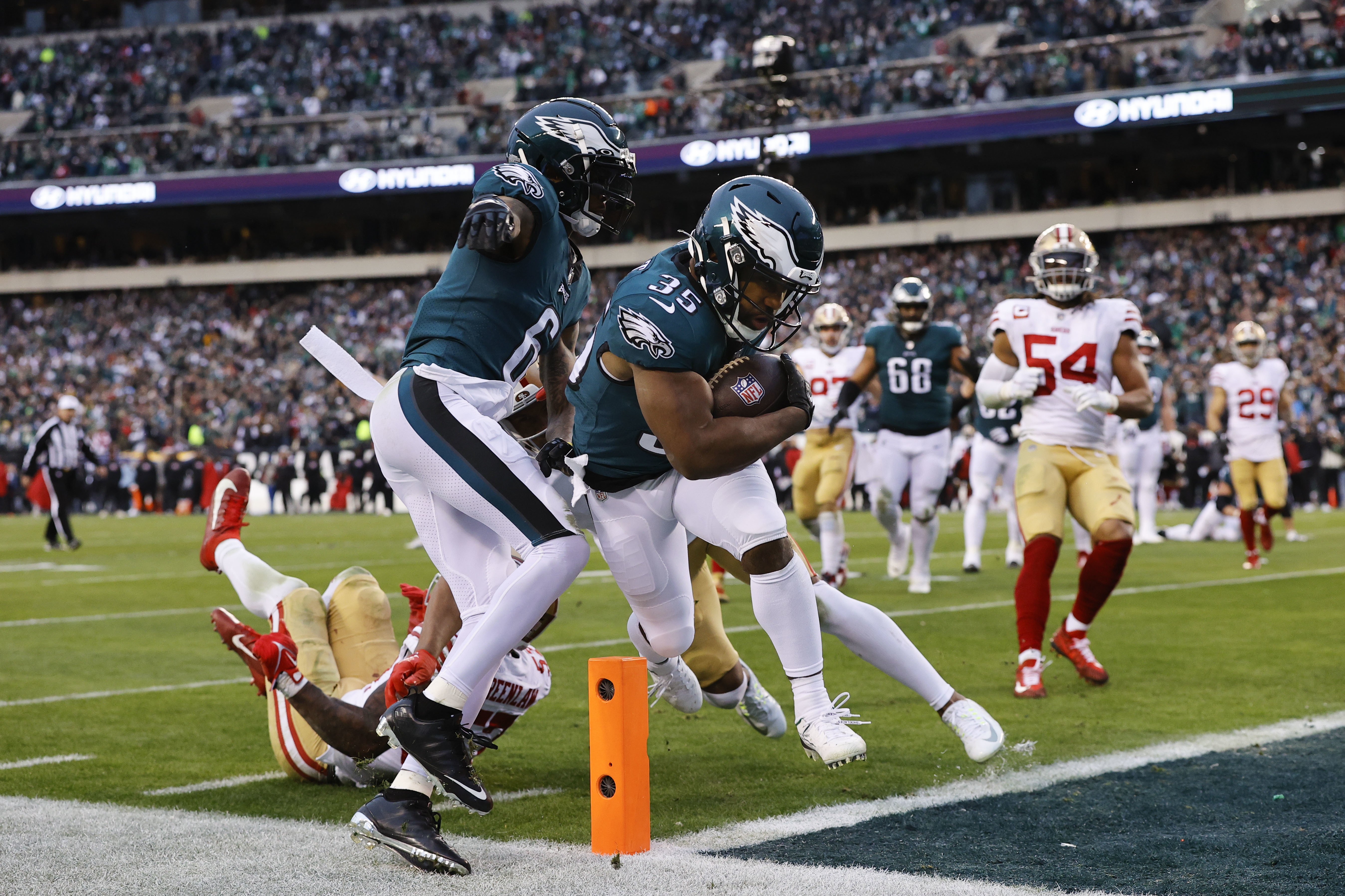 NFL Playoffs: 49ers 7-31 Eagles: Philadelphia Eagles win NFC