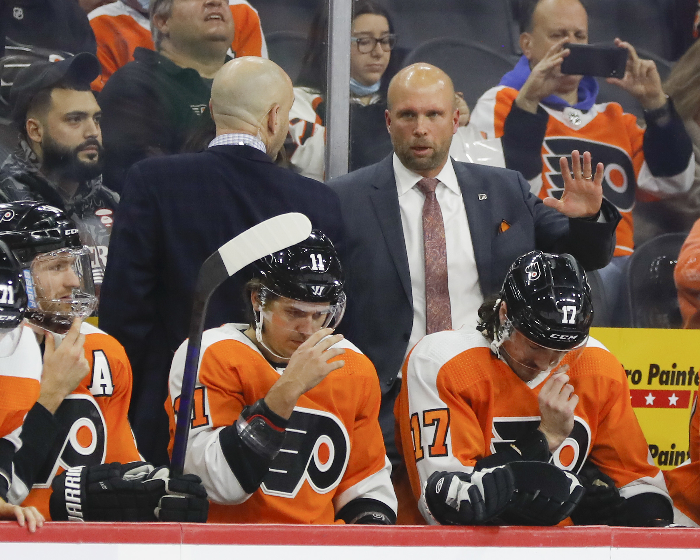 5 observations: Flyers respond to Mike Yeo, rally past Chicago, 4