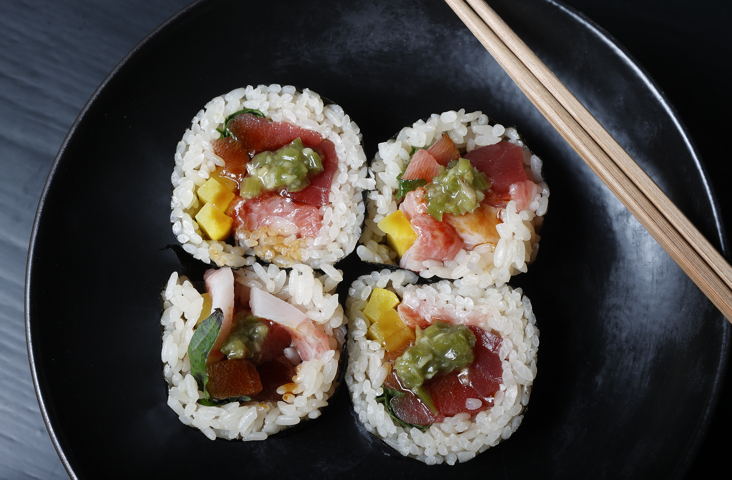 Sushi Master The Ultimate Sushi Maker Roll 10 Piece Set: Sushi  Plates