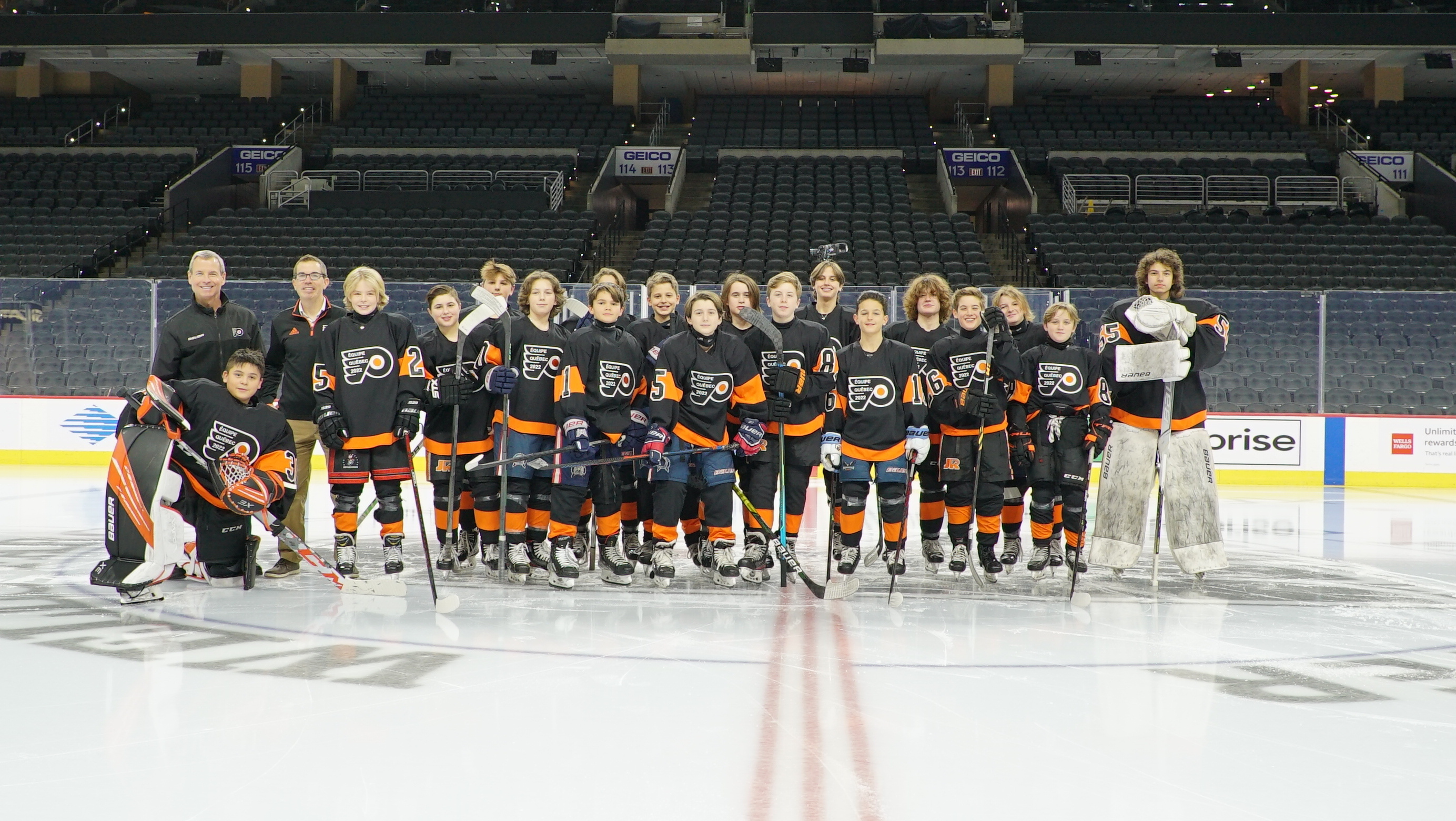 Flyers Quebec peewee team off to great start at prestigious youth tournament pic